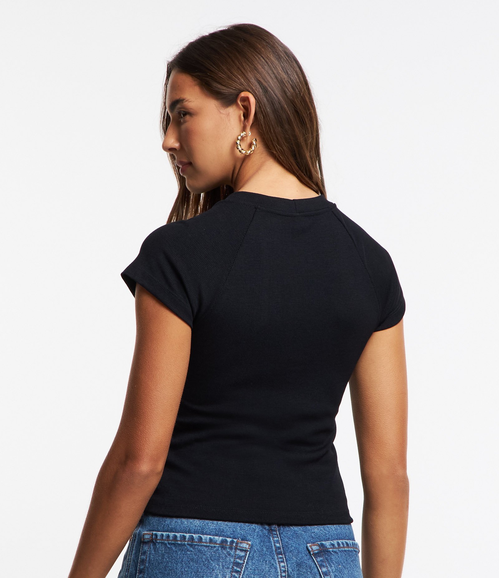 Blusa Básica em Ribana com Cava Raglan 3