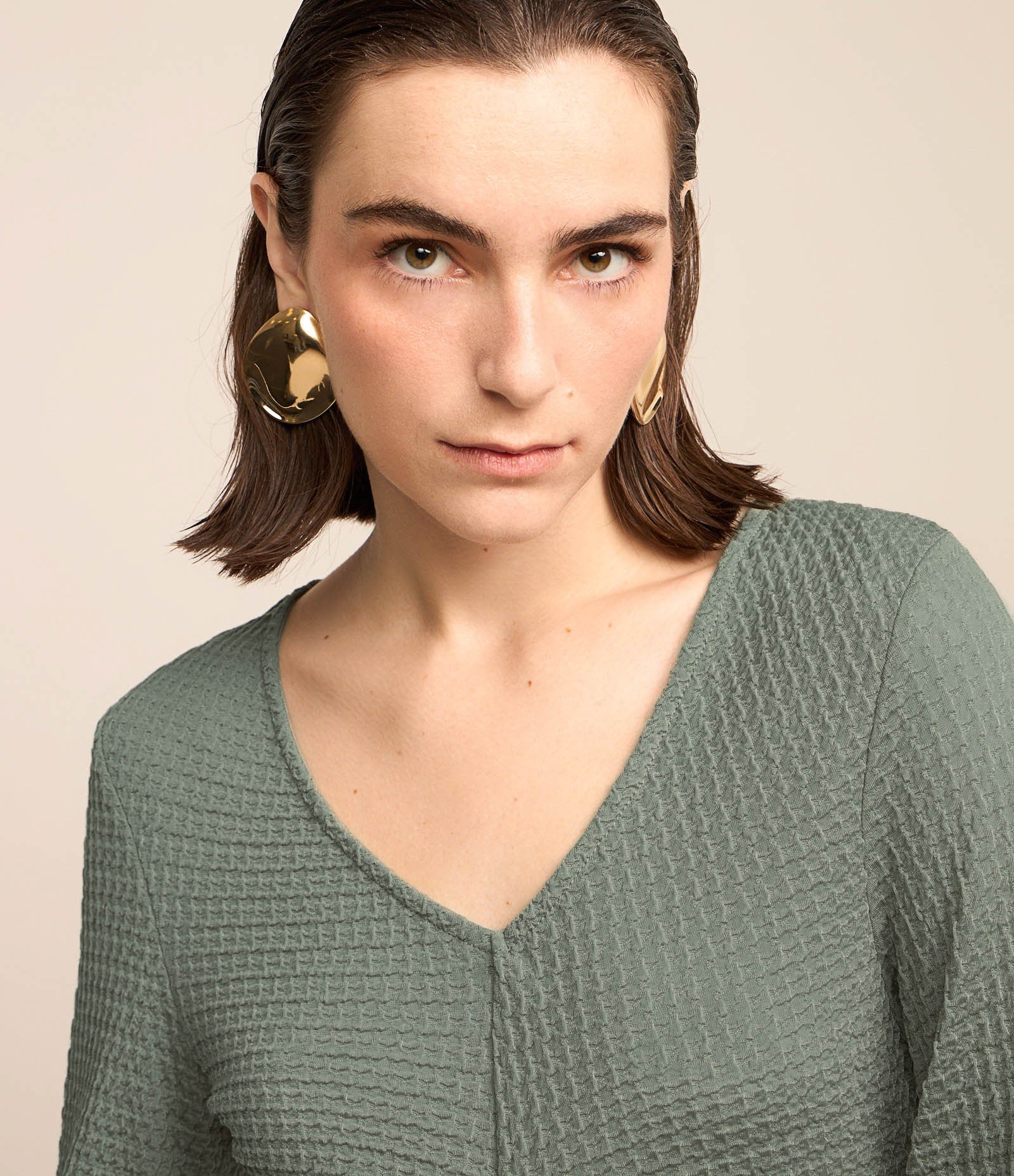 Blusa em Poliamida com Texturas e Detalhe Drapeado Verde 4