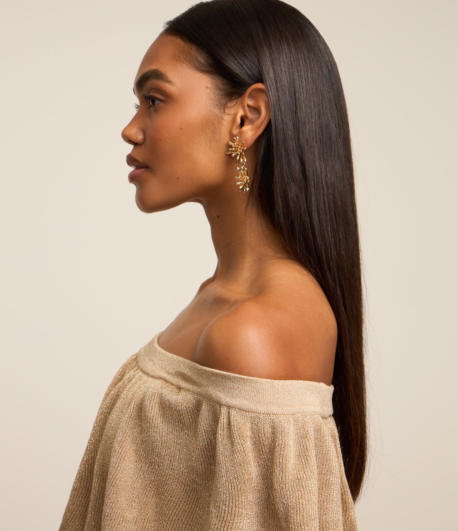 Blusa Tomara Que Caia em Viscose com Fio Metalizado Bege 1