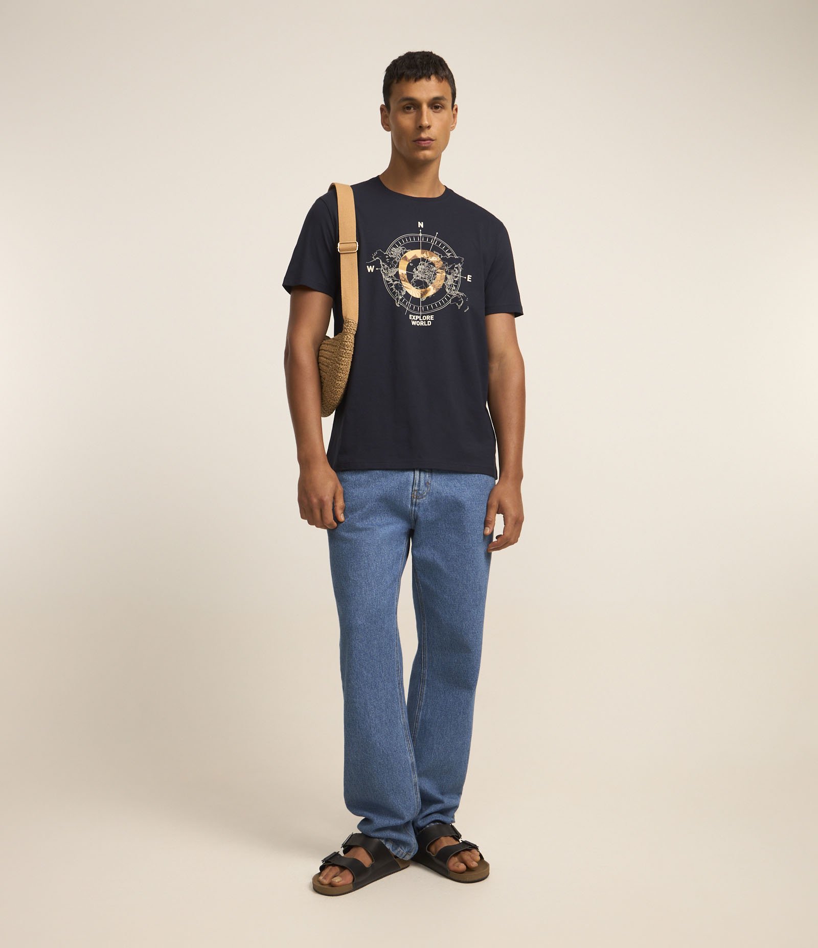 Camiseta Comfort em Algodão com Estampa Bússola Explore World Azul Universe 2