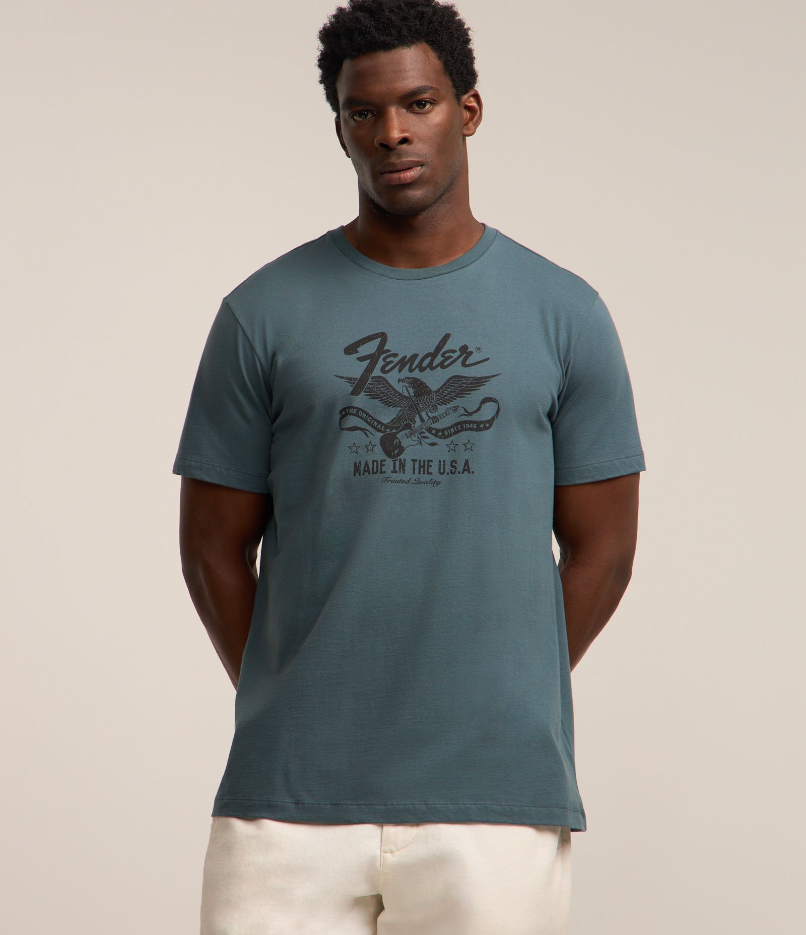 Camiseta em Algodão com Estampa Brasão Fender Azul 1