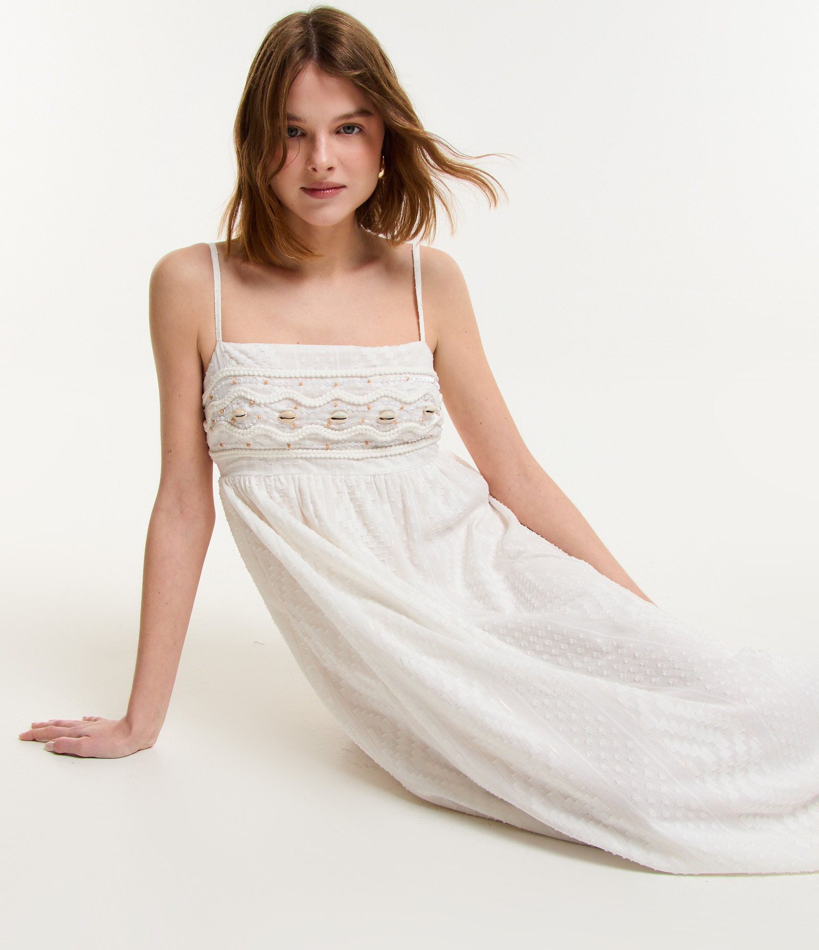 Vestido New Midi com Conchas Bordadas Branco 1