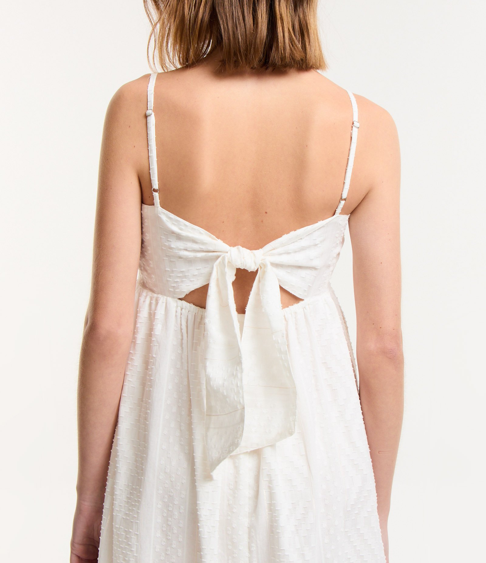 Vestido New Midi com Conchas Bordadas Branco 5