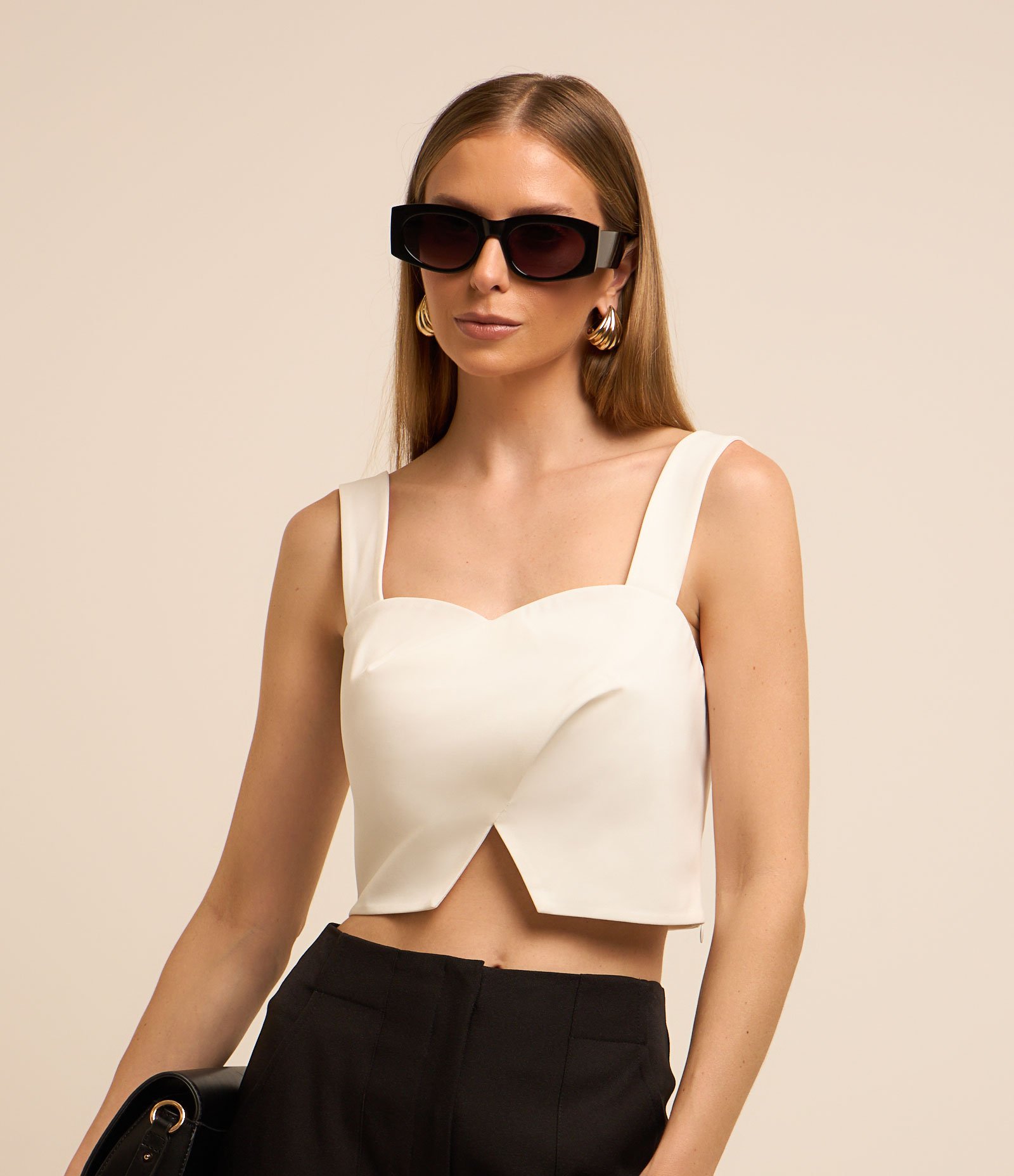 Top em Crepe com Decote Coração e Pregas Branco Neve 1