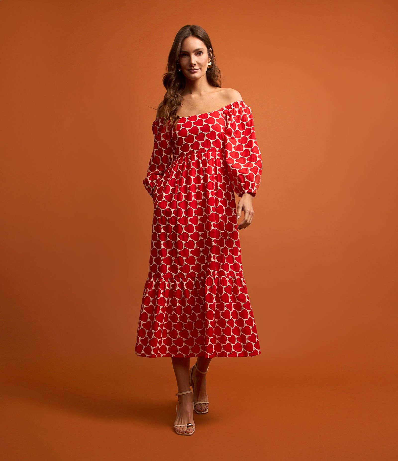 Vestido Midi Evasê em Laise com Bordado de Coração e Manga Bufante Vermelho 2