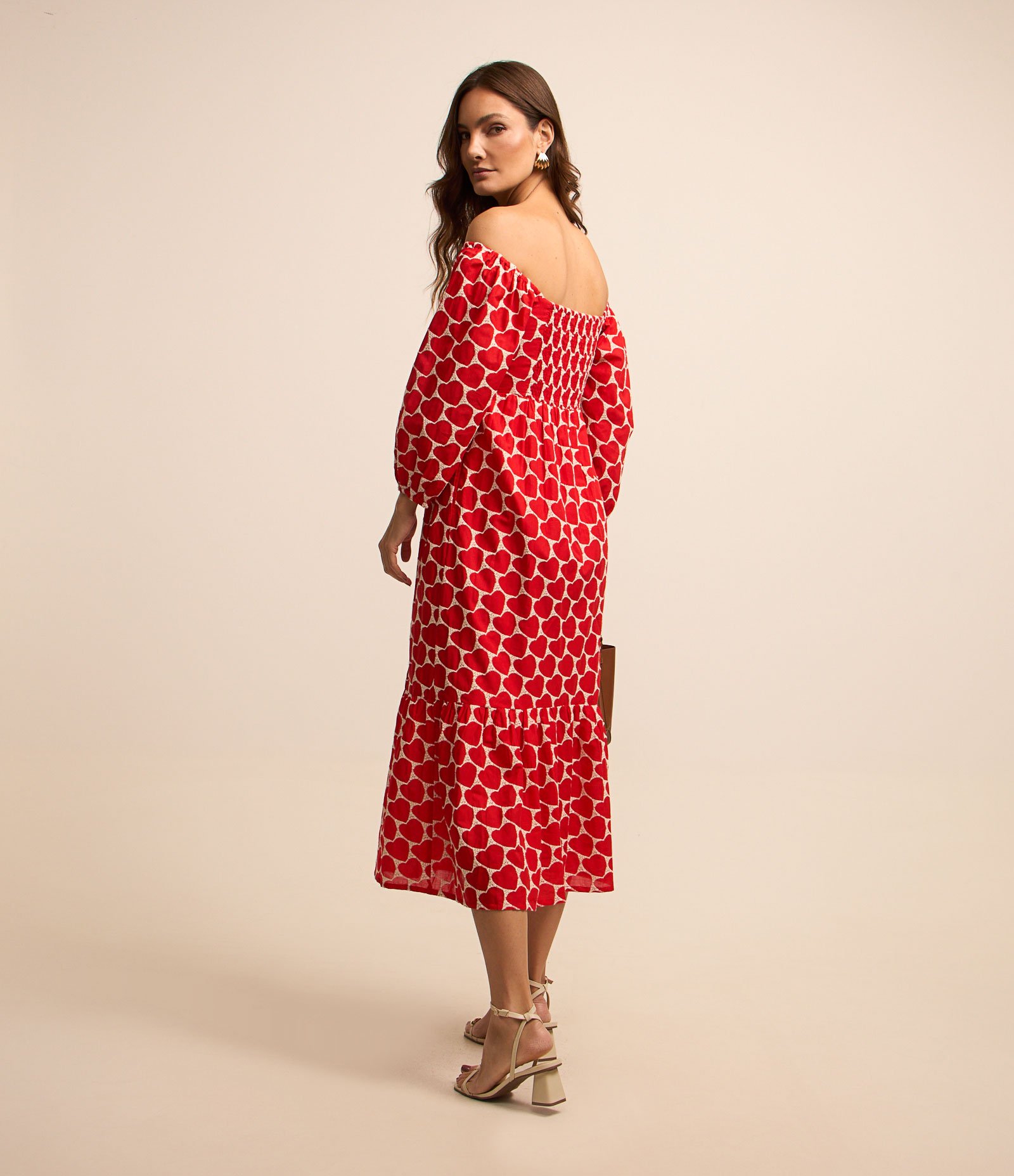 Vestido Midi Evasê em Laise com Bordado de Coração e Manga Bufante Vermelho 3