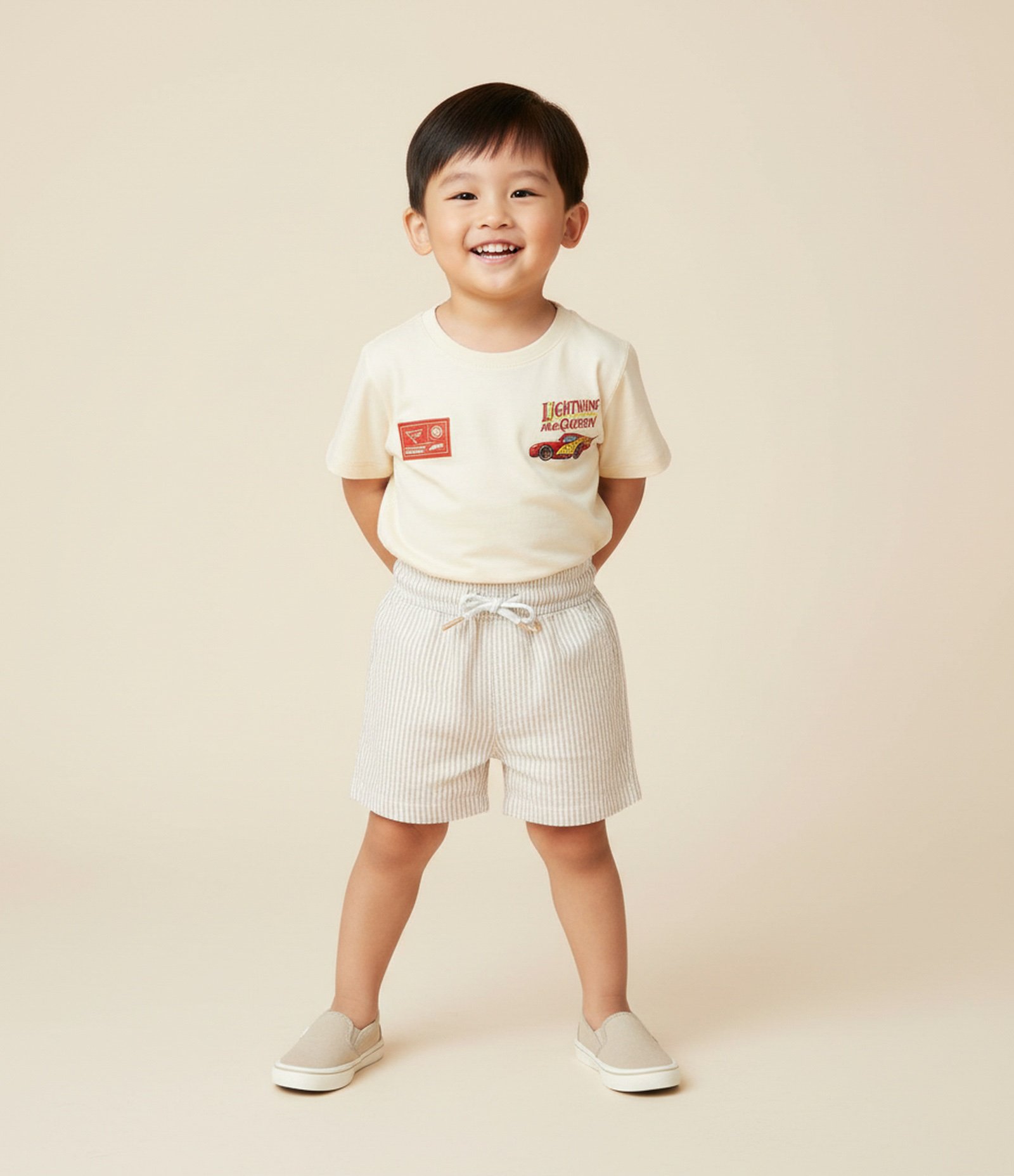 Bermuda Infantil em Microfibra com Textura e Listrinhas - Tam 1 a 5 Anos Bege 1