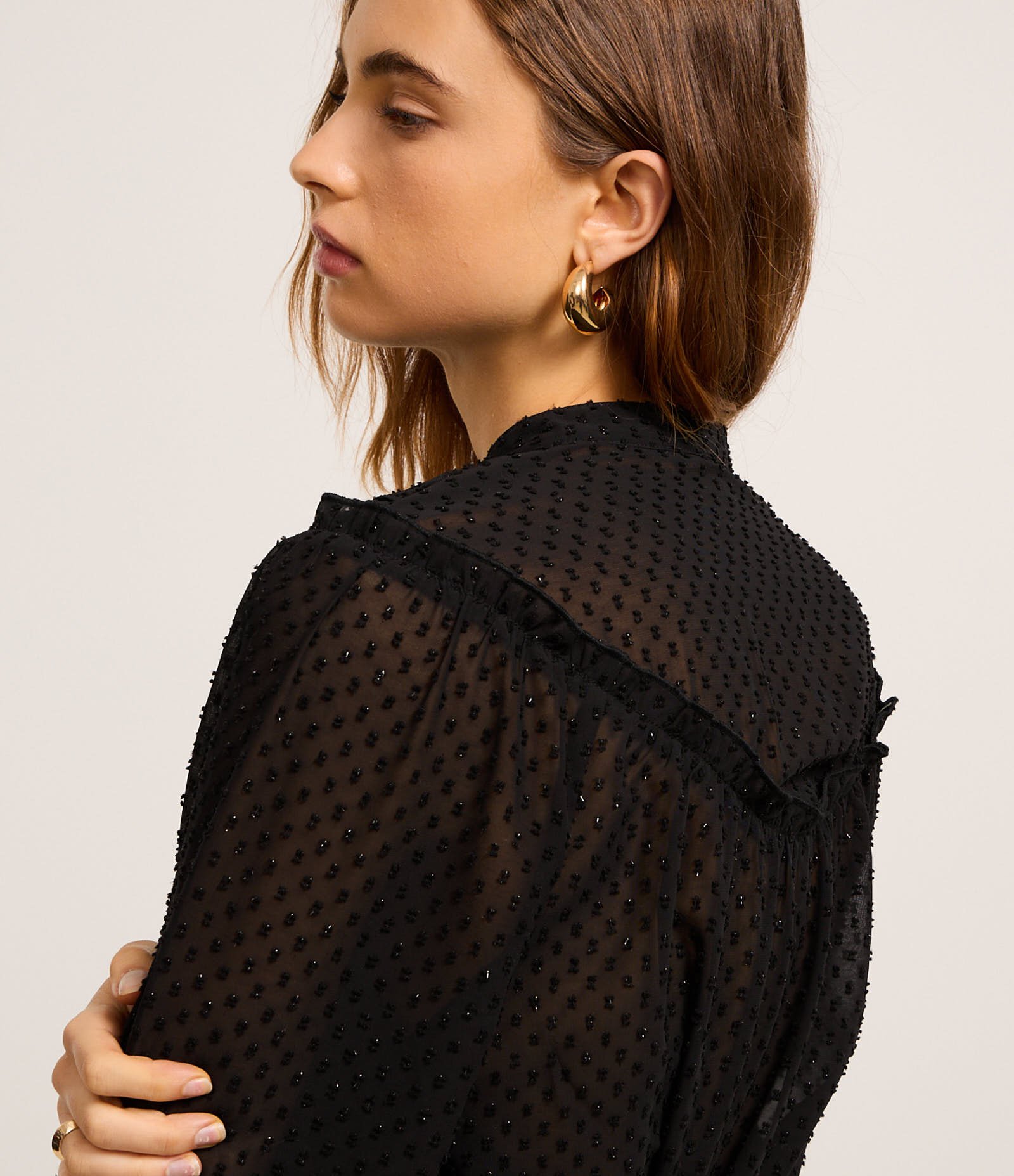 Camisa em Chiffon com Lastex e Aplicações Bordadas 1