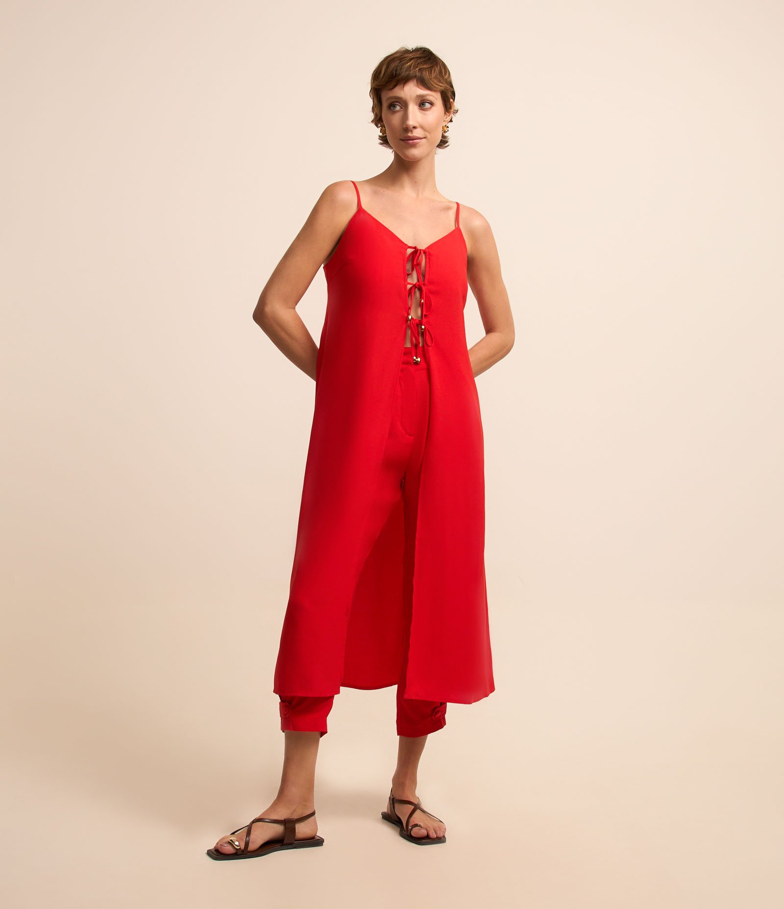 Túnica Longa Alfaiatada com Vazado e Amarração Vermelho 2