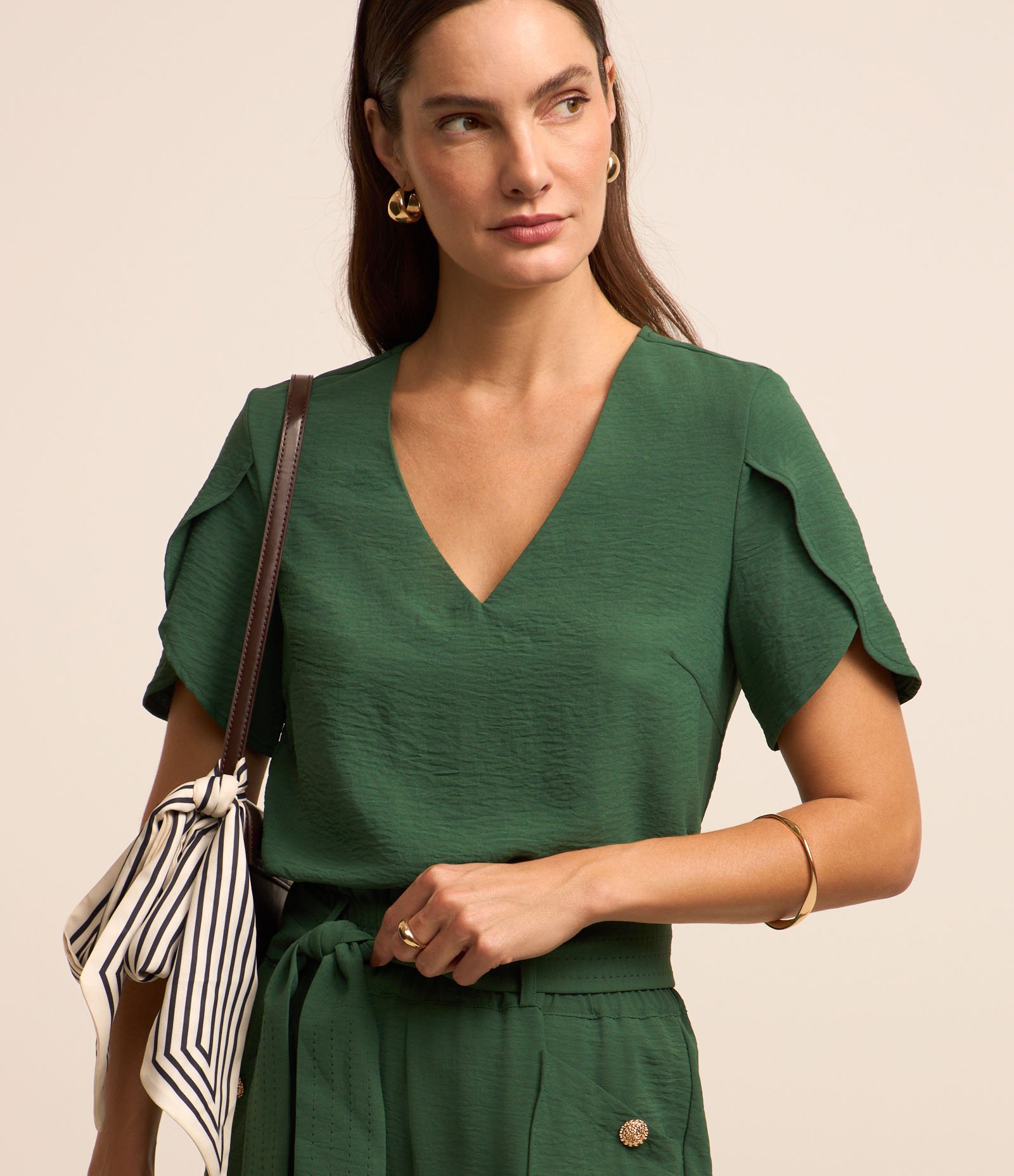 Blusa com Manga Tulipa e Efeito Airflow Verde 1