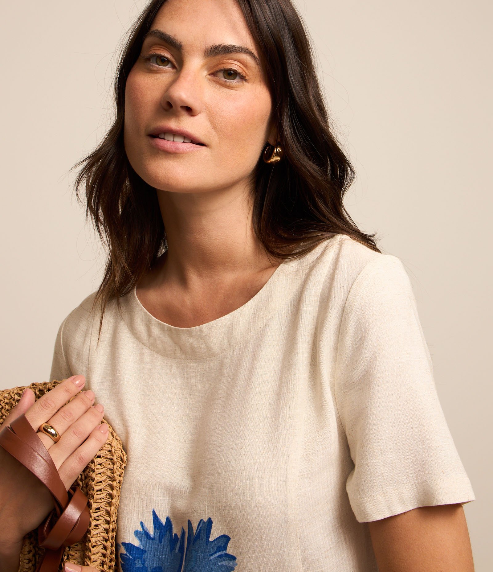 Vestido T-shirt em Viscolinho com Estampa de Natureza Branco 3