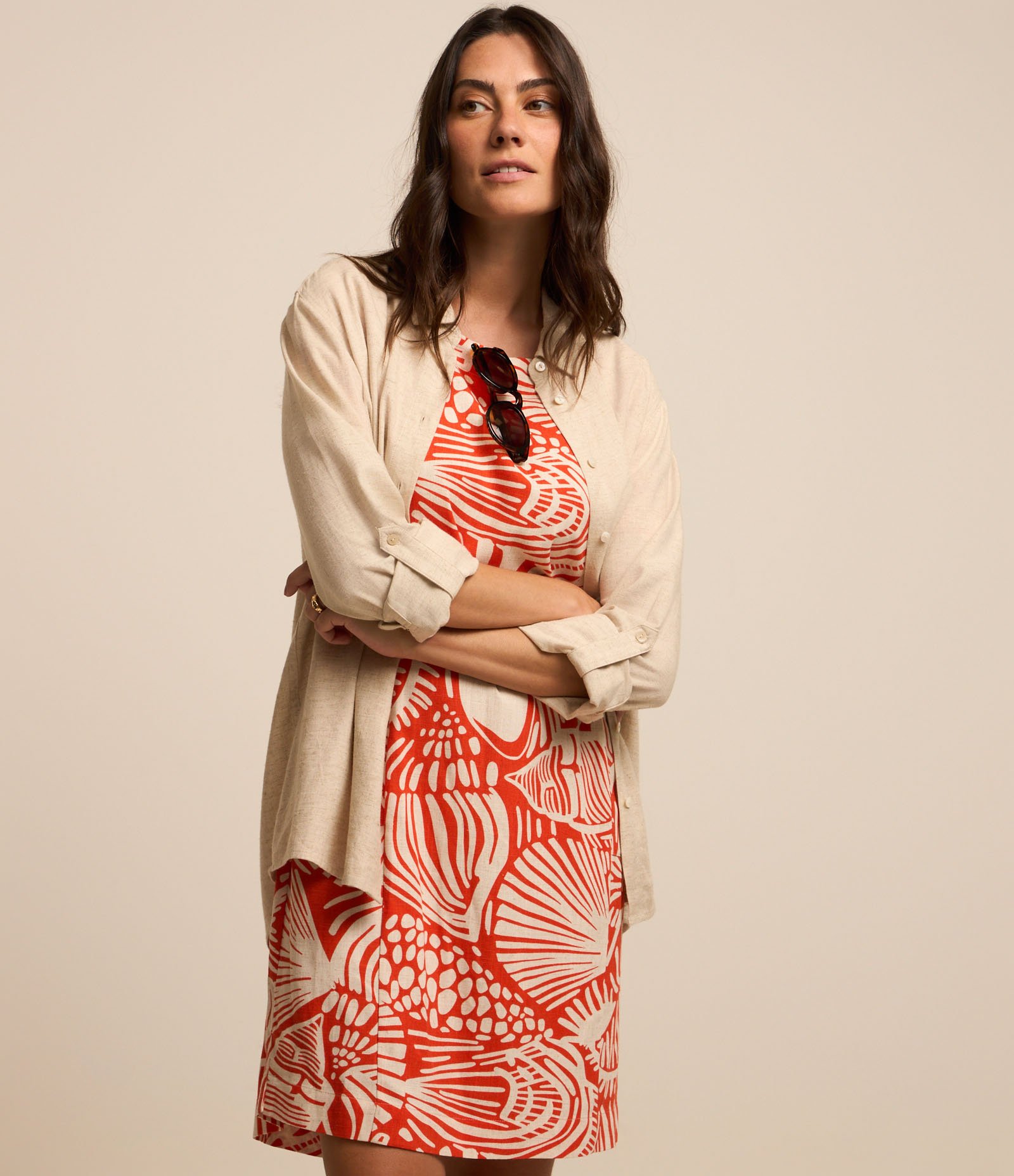 Vestido Curto em Viscolinho com Conchas Estampadas Laranja 1