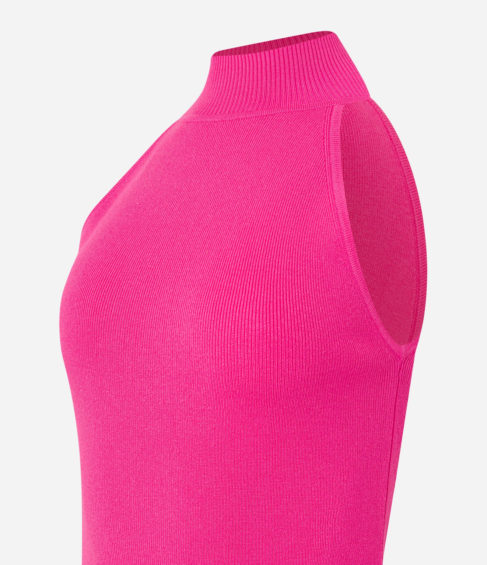 Blusa Básica em Viscose Canelada com Gola Halter Rosa 5