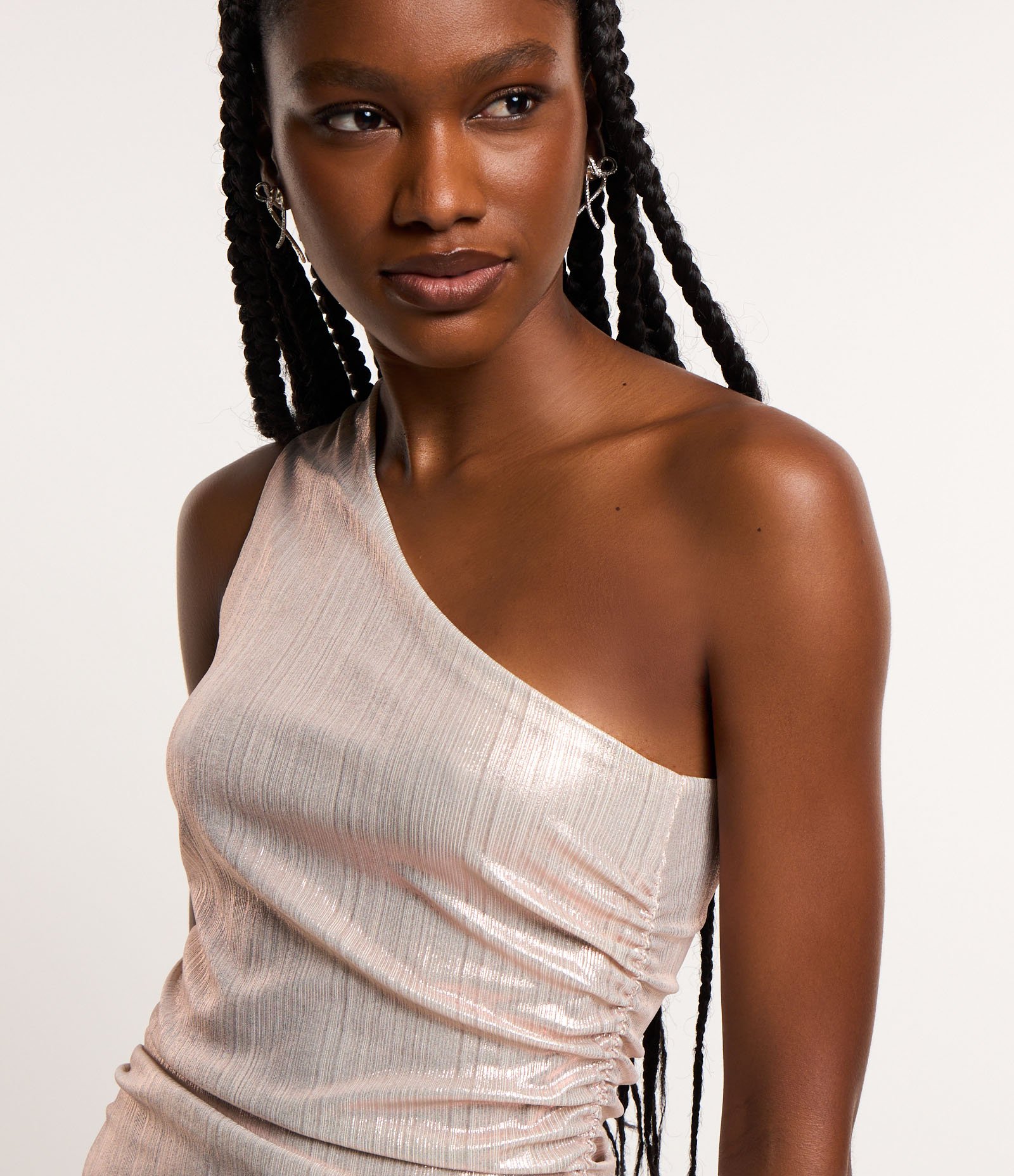 Vestido Midi Metalizado com Ombro Só e Franzido Lateral Rose 4