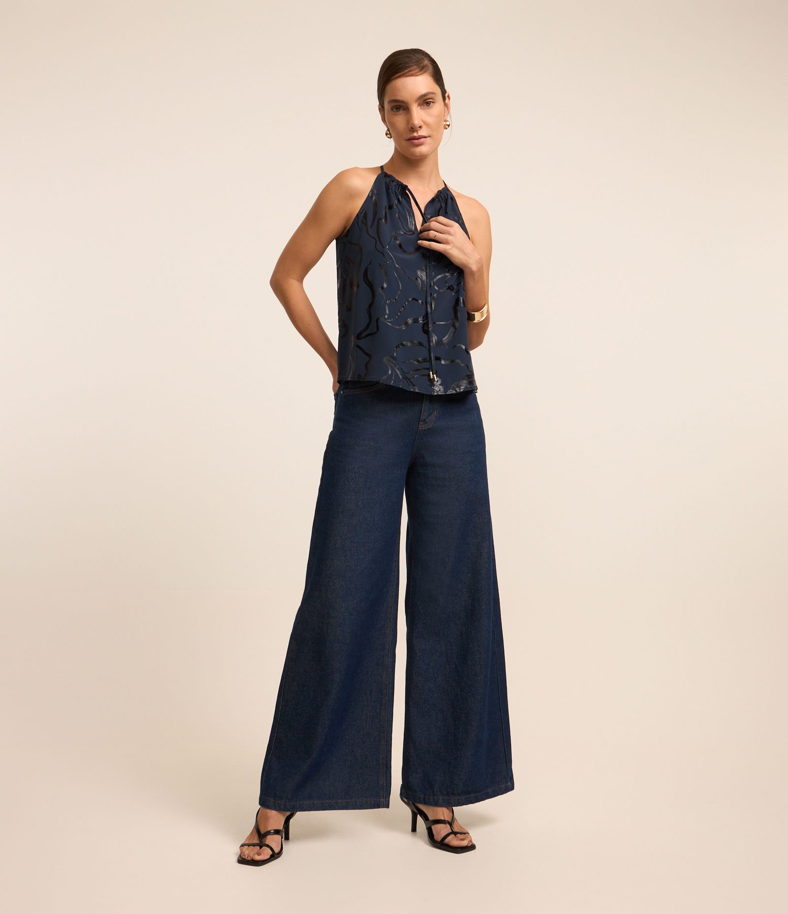 Blusa Sem Manga em Crepe com Estampa Abstrata em Foil Azul 2