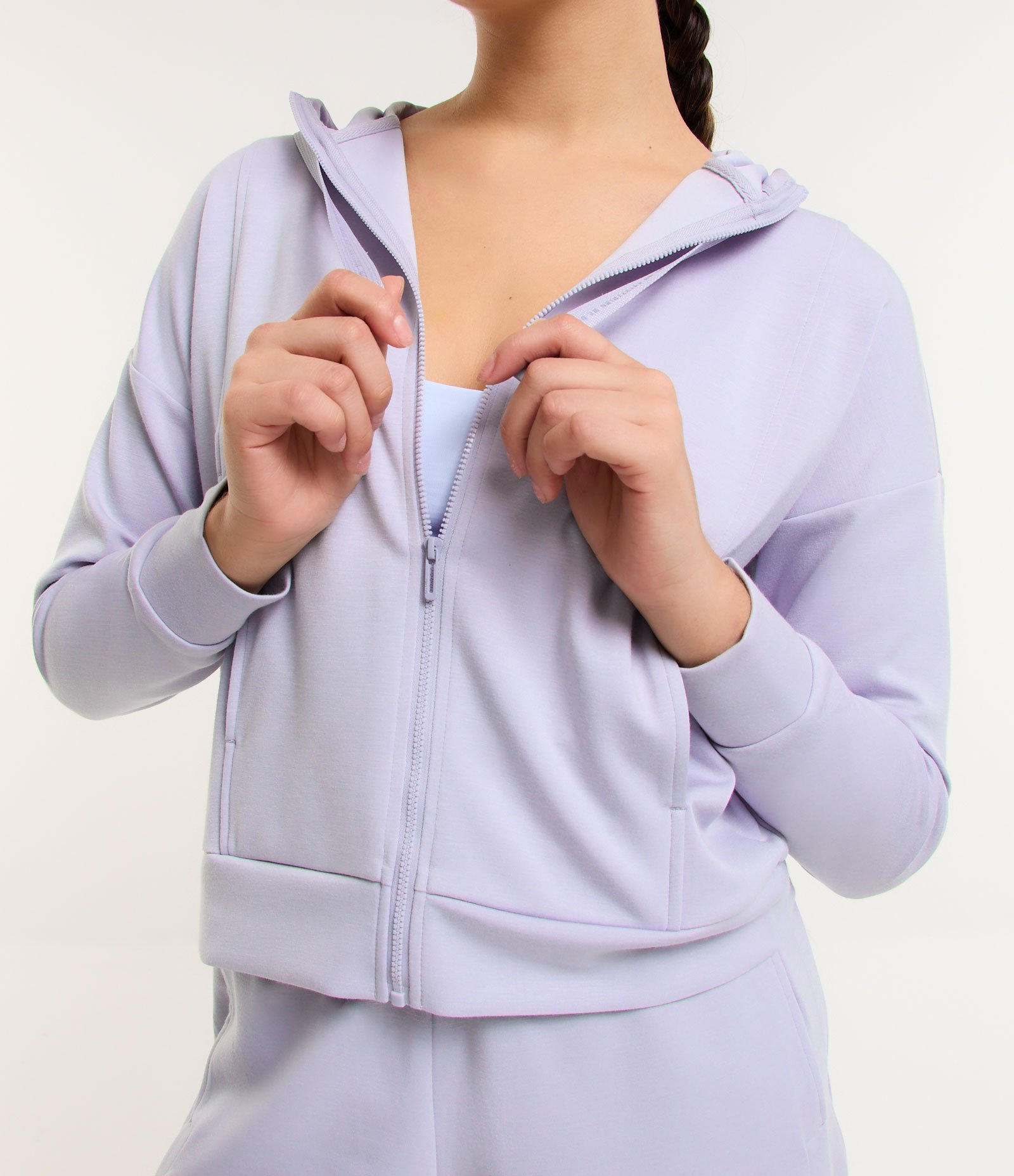 Jaqueta Esportiva com Capuz e Cordão com Lettering Azul 4