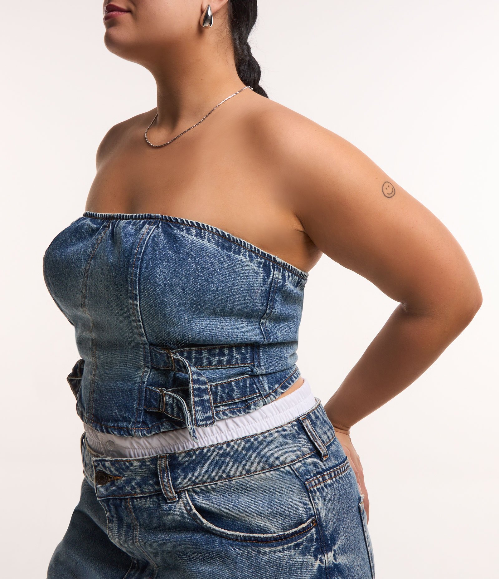 Top sem Alças em Jeans com Fivelas Curve & Plus Size Azul Jeans 4