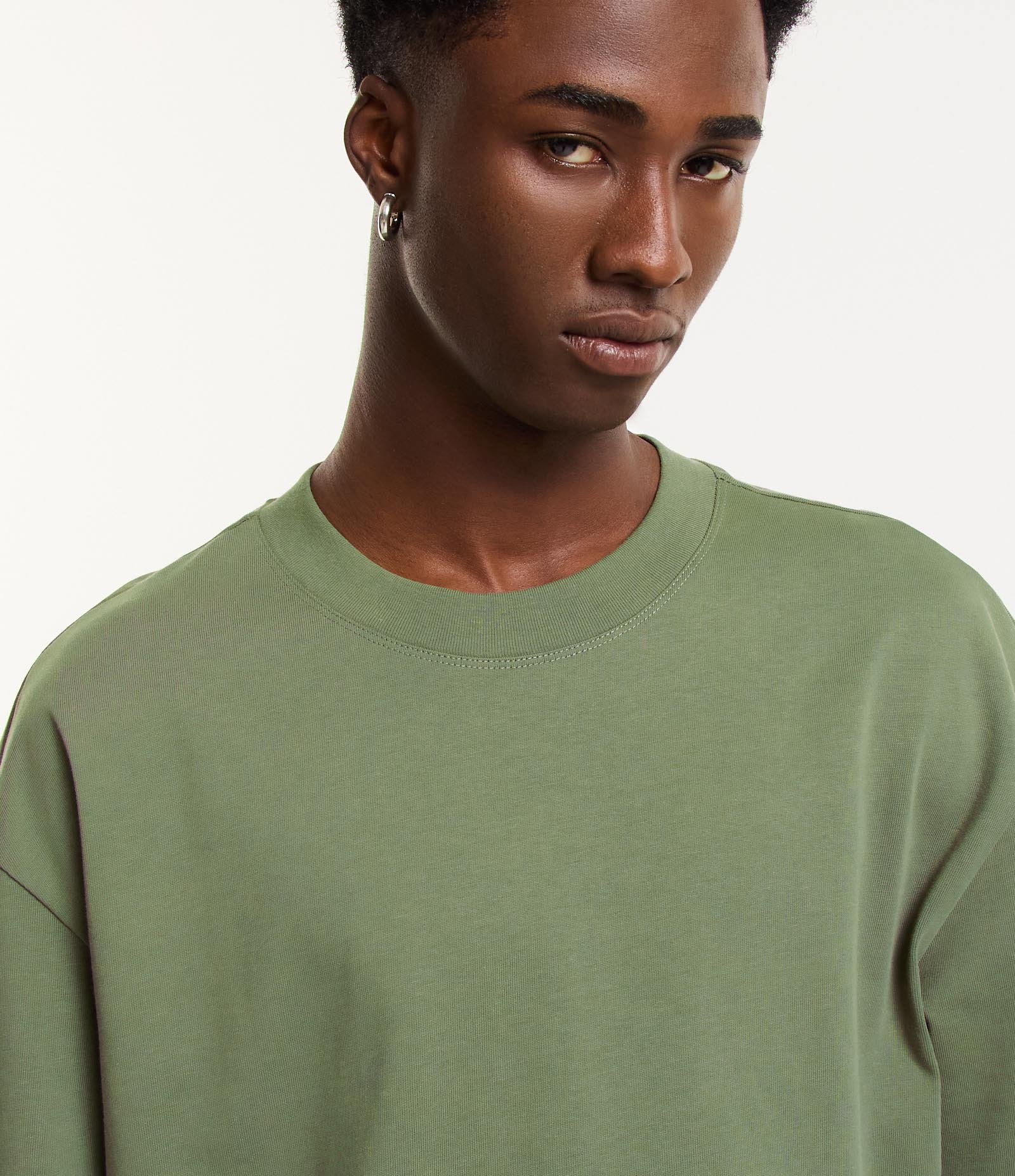 Camiseta Relaxed em Algodão com Efeito Pesado Verde 4
