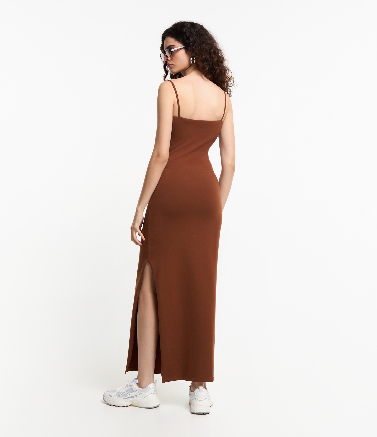 Vestido Longo em Cotton com Fenda na Lateral Marrom 3