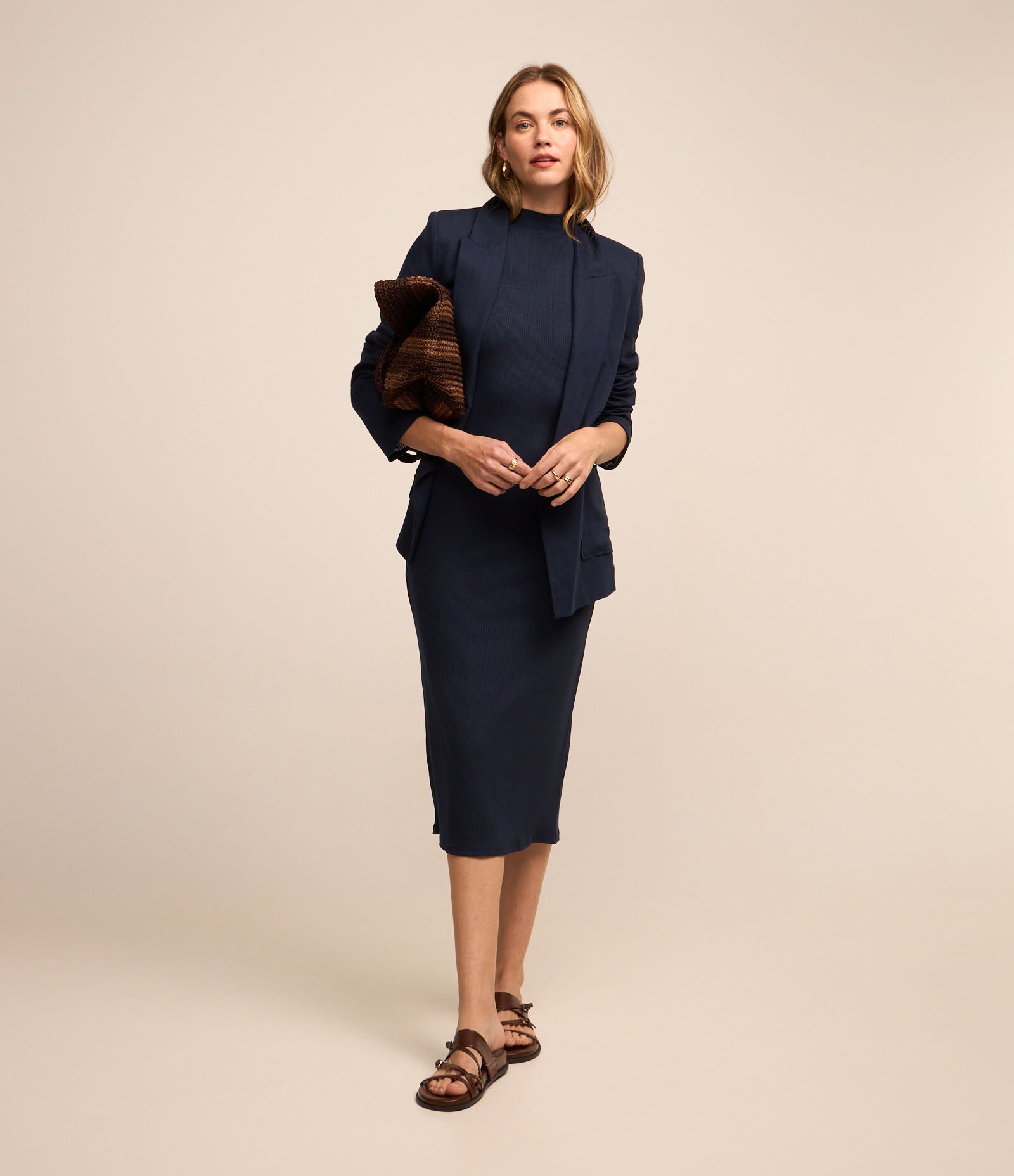 Vestido Midi Sem Manga em Ribana com Gola Alta Azul 1