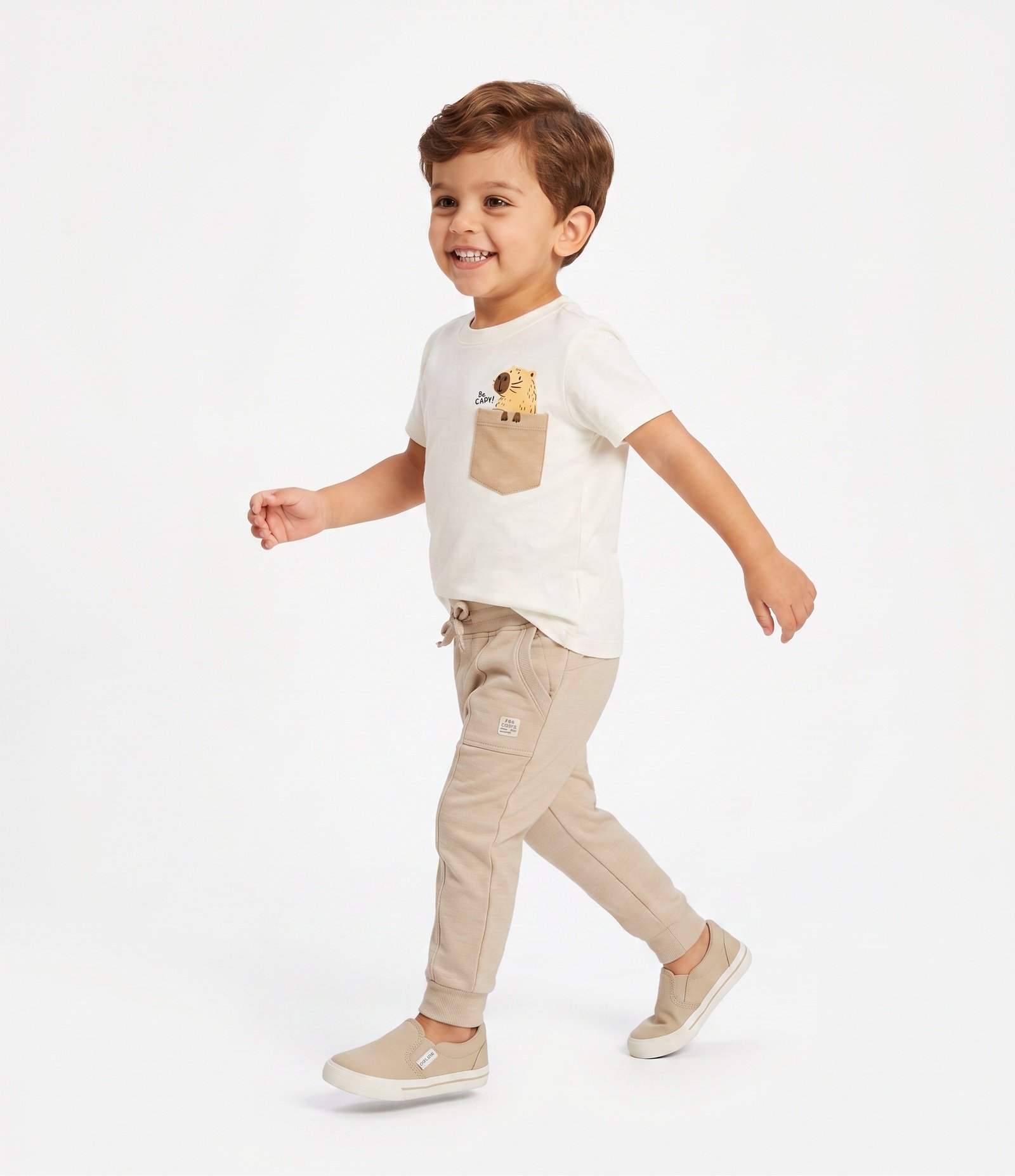 Camiseta Infantil com Bolsinho e Estampa de Capivara - Tam 1 a 5 anos Branco 2
