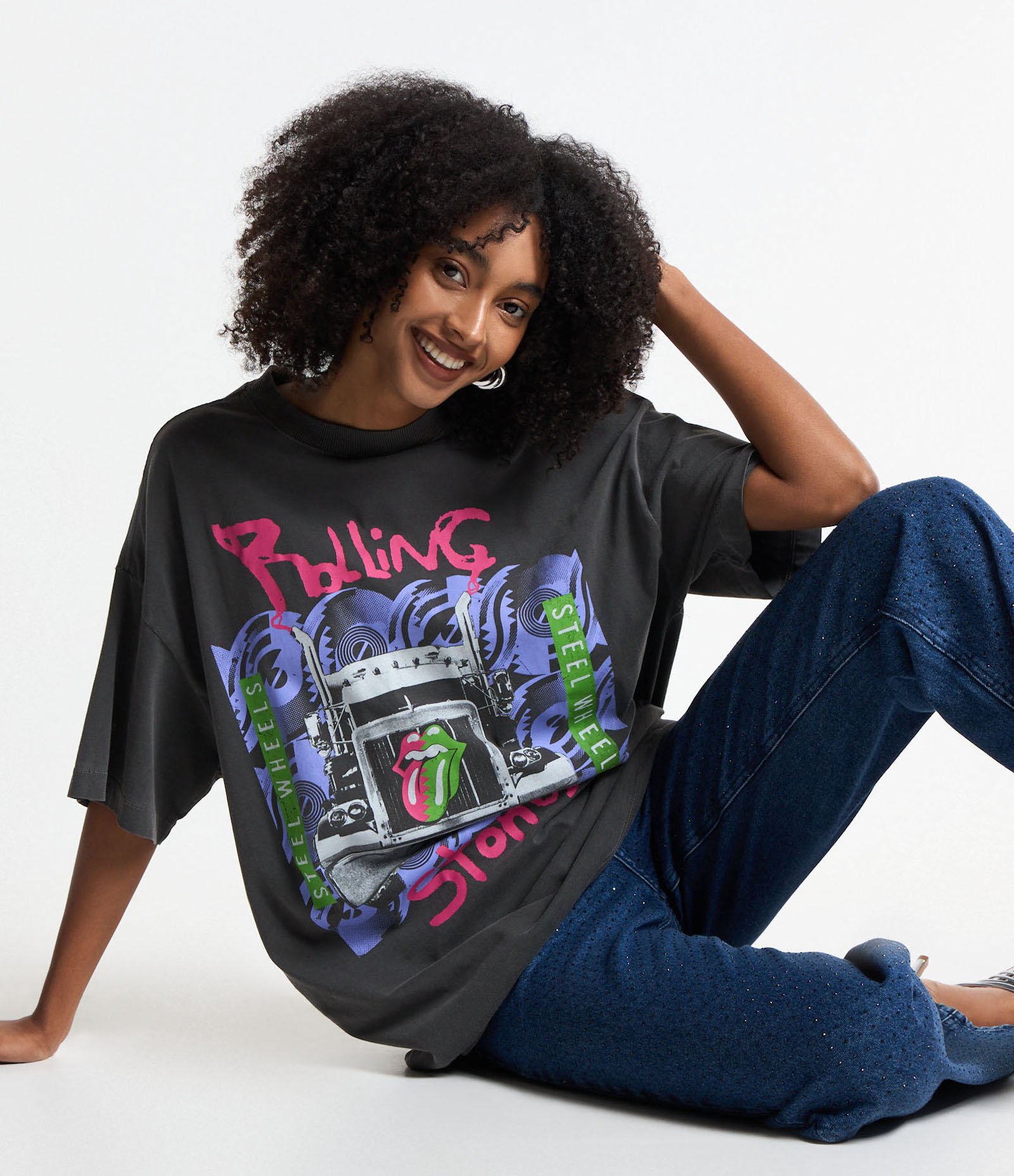 Camiseta Alongada em Algodão com Estampa Rolling Stones Cinza 1