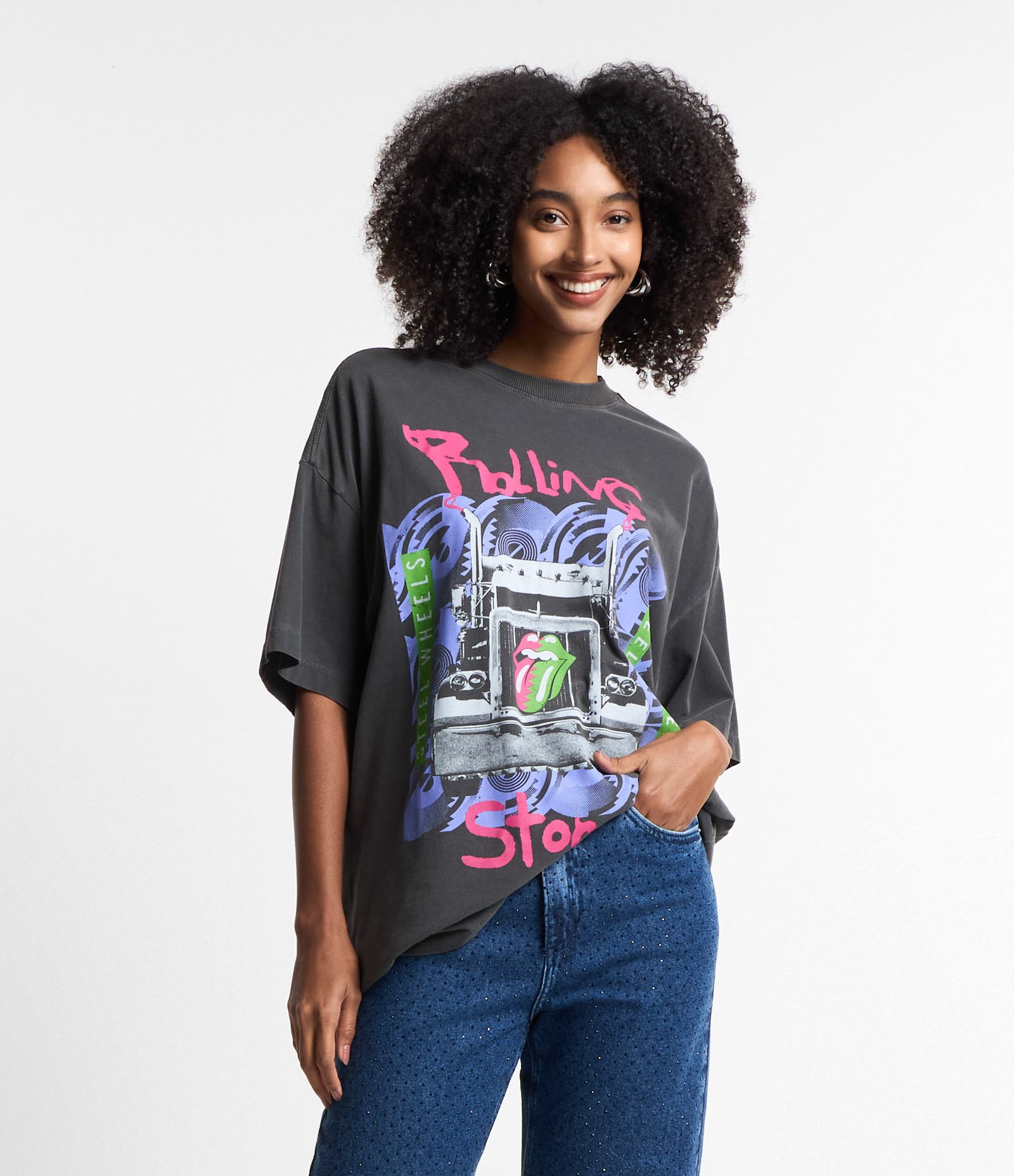 Camiseta Alongada em Algodão com Estampa Rolling Stones Cinza 5