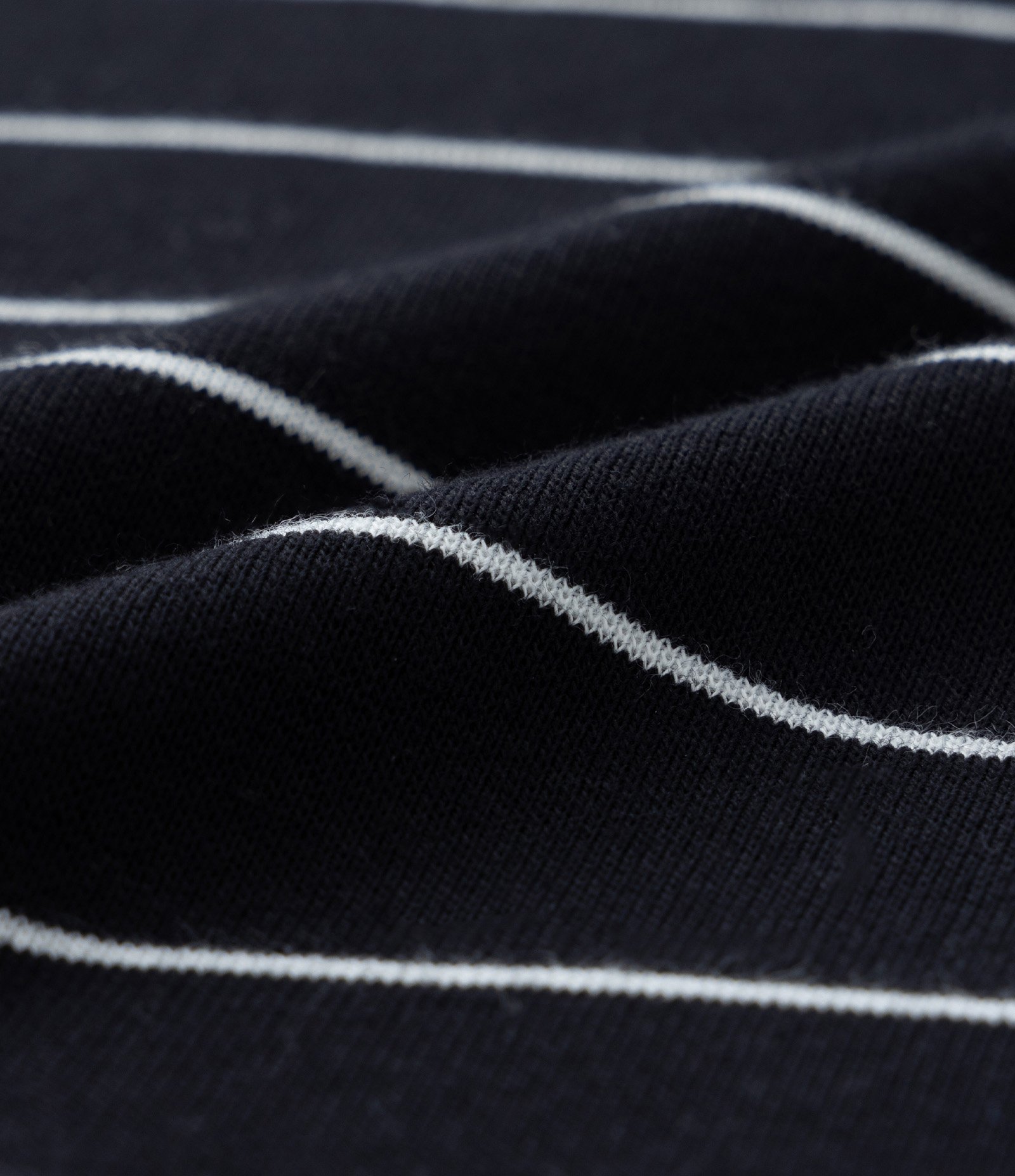 Blusa Manga Longa em Ribana Listrada Curve & Plus Size Preto/Branco 7