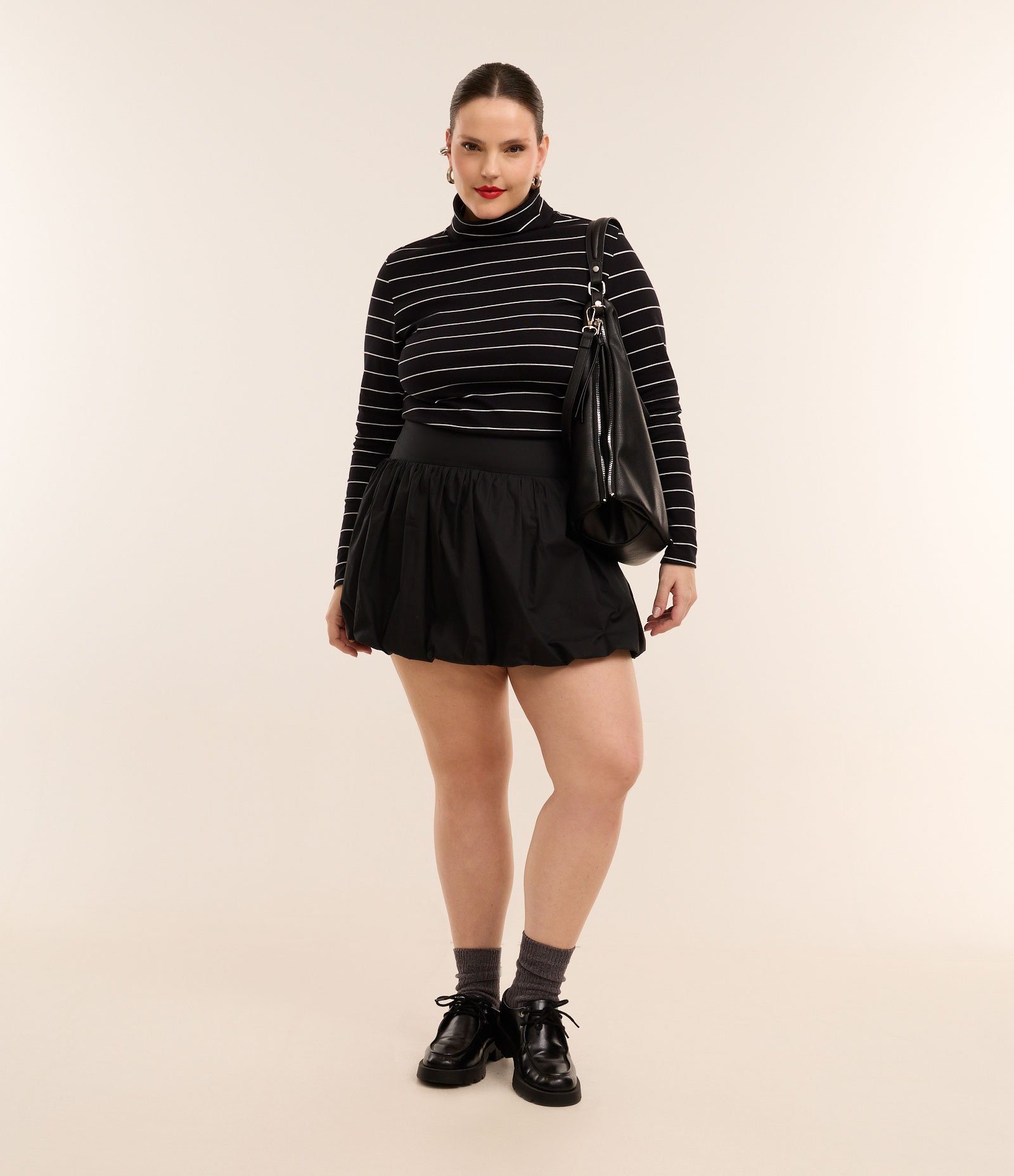 Blusa Manga Longa em Ribana Listrada Curve & Plus Size Preto/Branco 2