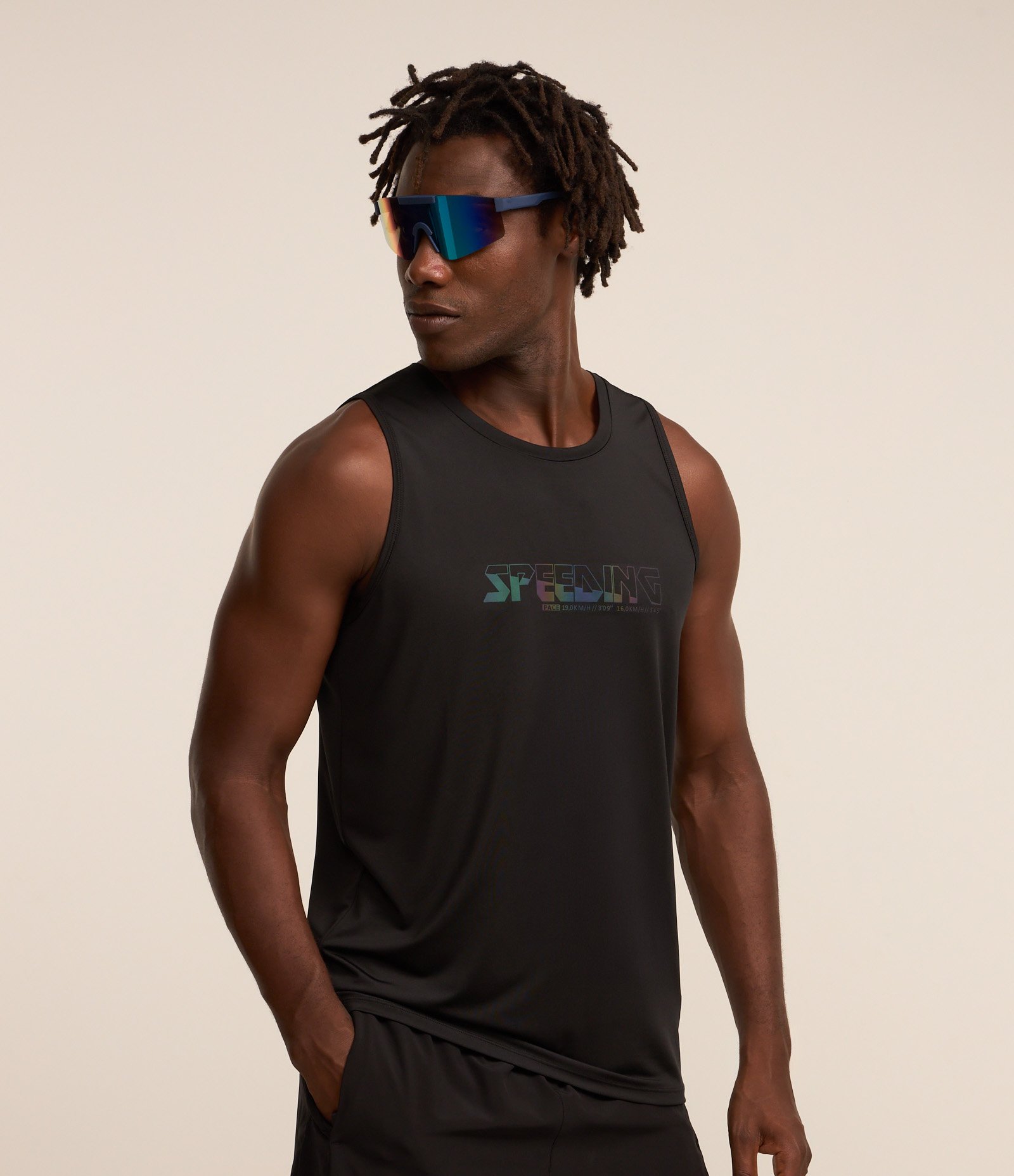 Regata em Tecnologia Dry com Estampa Lettering Refletiva Preto 1