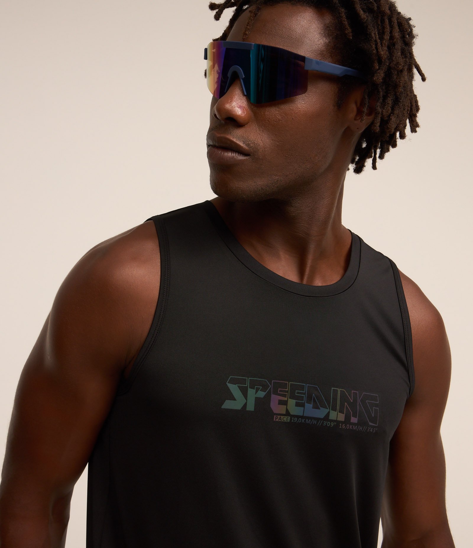 Regata em Tecnologia Dry com Estampa Lettering Refletiva Preto 5