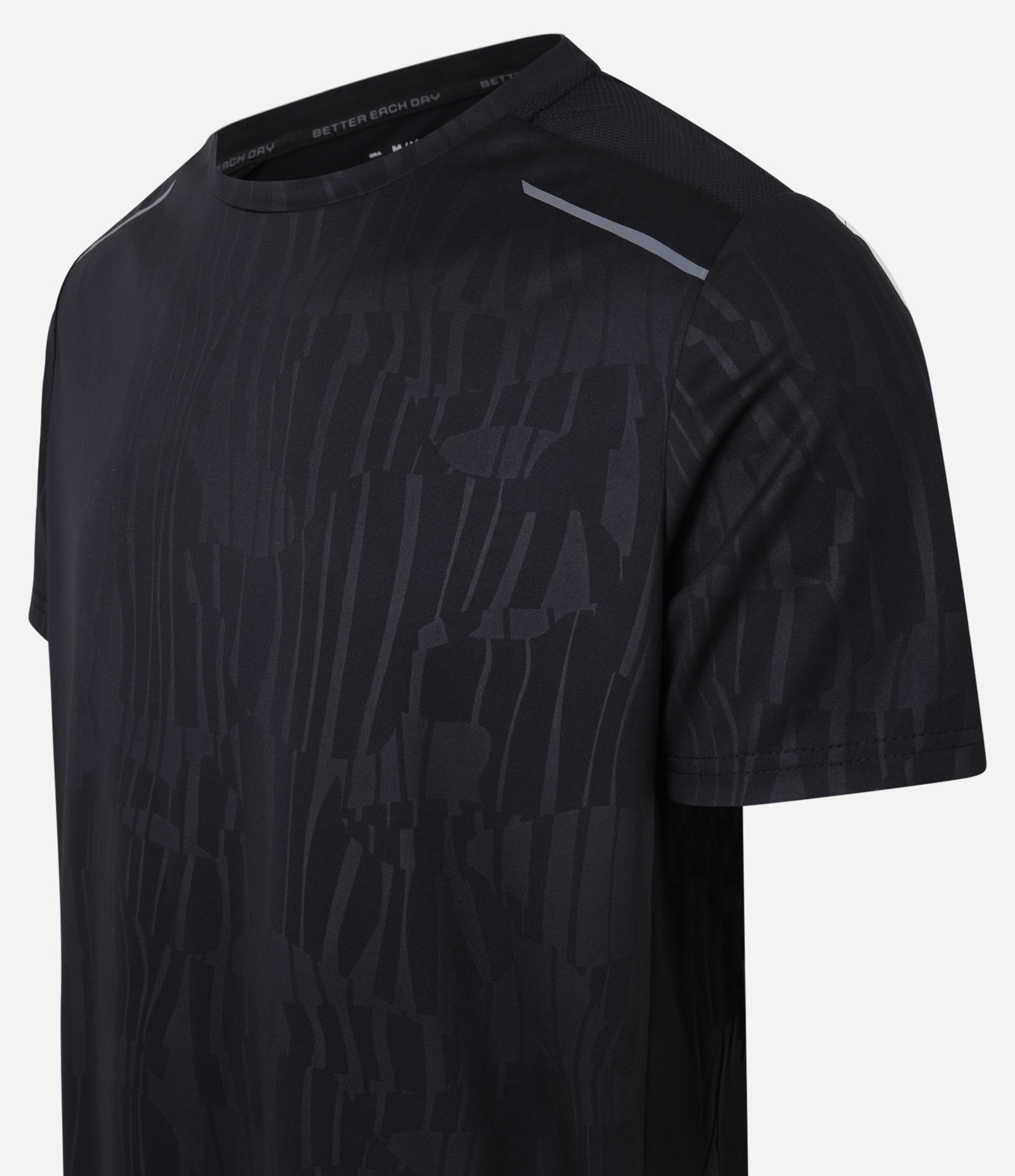 Camiseta Esportiva Tecnologia Dry com Estampa Heat Print Preto 6