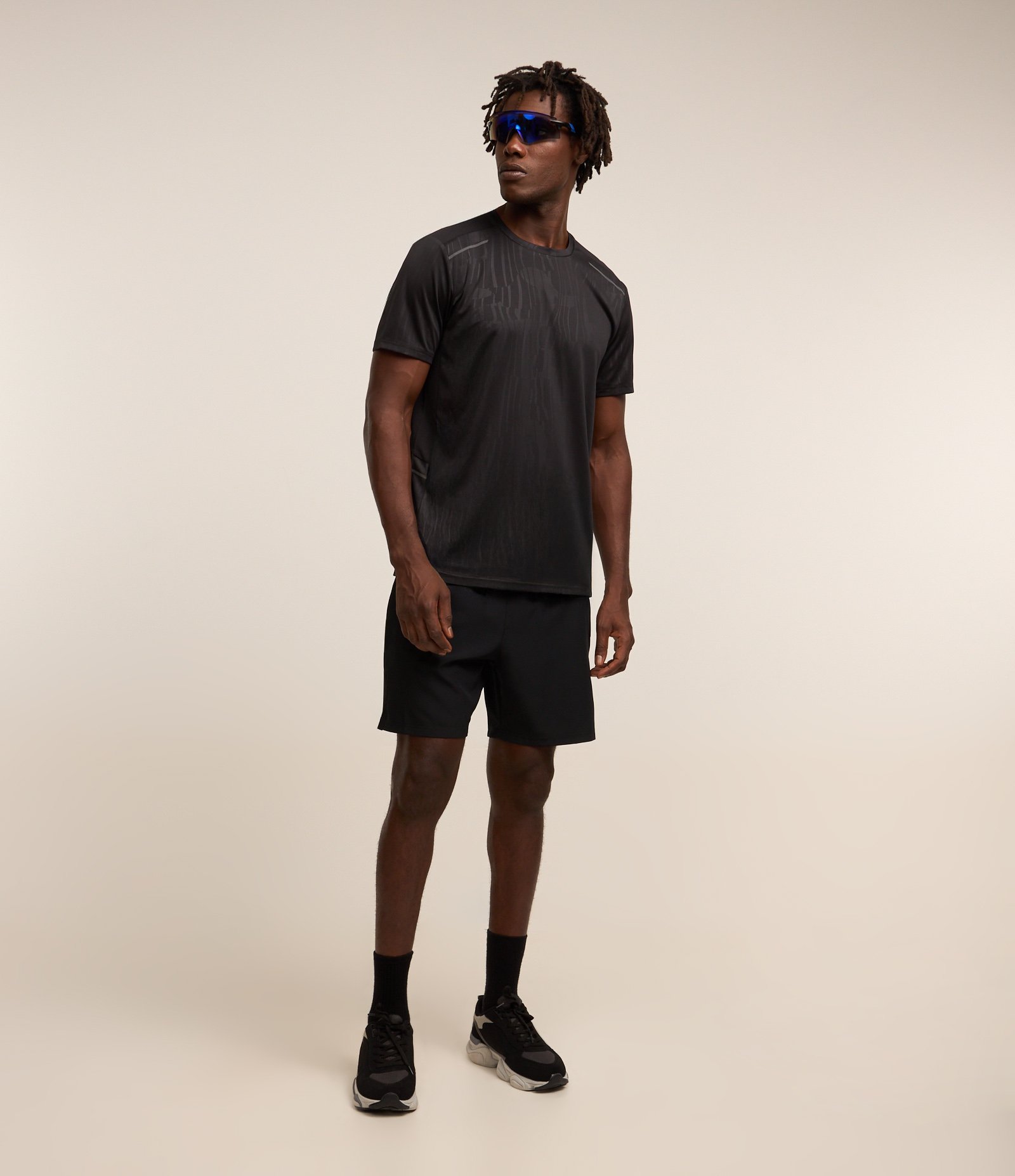 Camiseta Esportiva Tecnologia Dry com Estampa Heat Print Preto 2