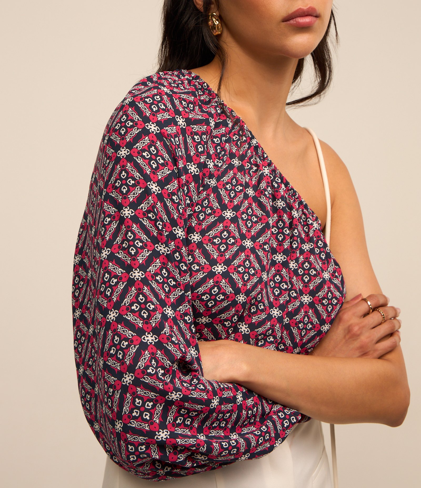 Blusa Ombro Só em Crepe com Estampa Arabescos Roxo 4