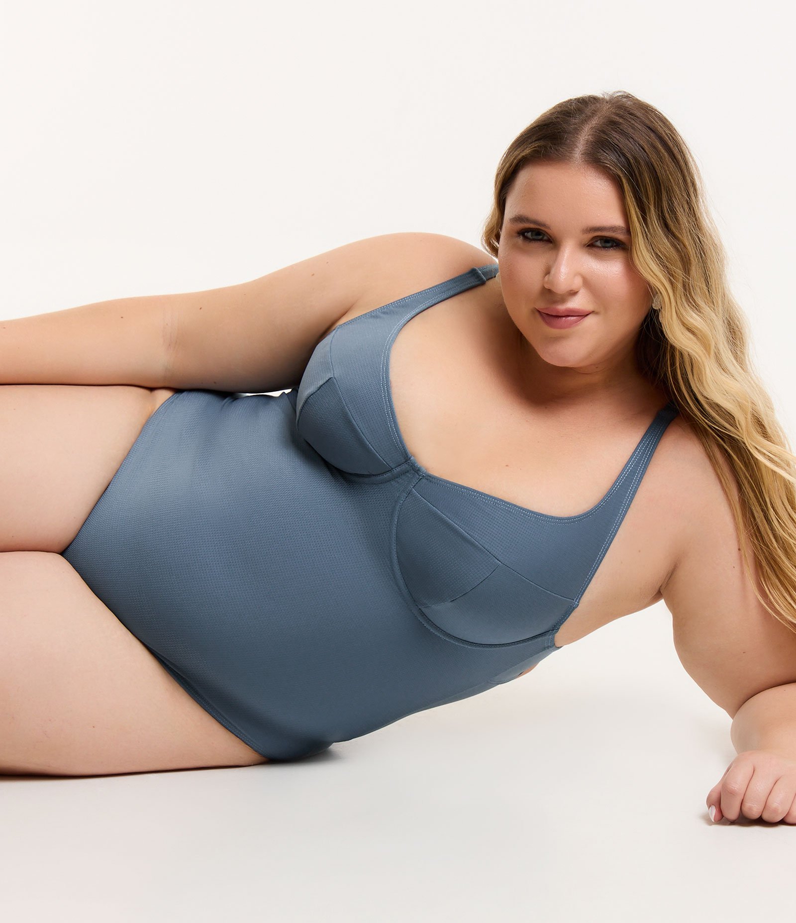 Maio Meia Taça Texturizado em Microfibra Curve & Plus Size Azul 3