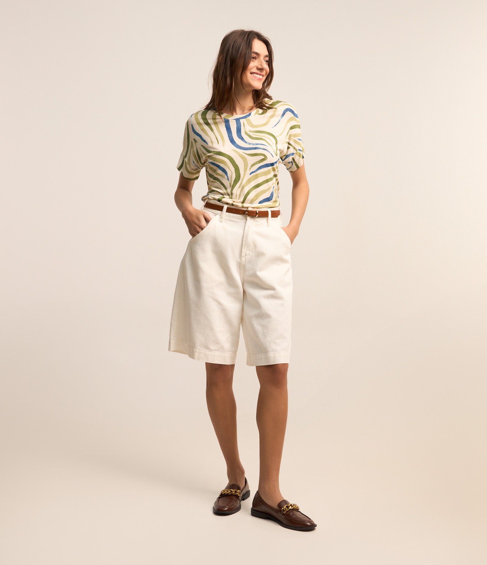 Blusa em Viscose com Estampa Abstrata Off White/ Verde/ Azul 3