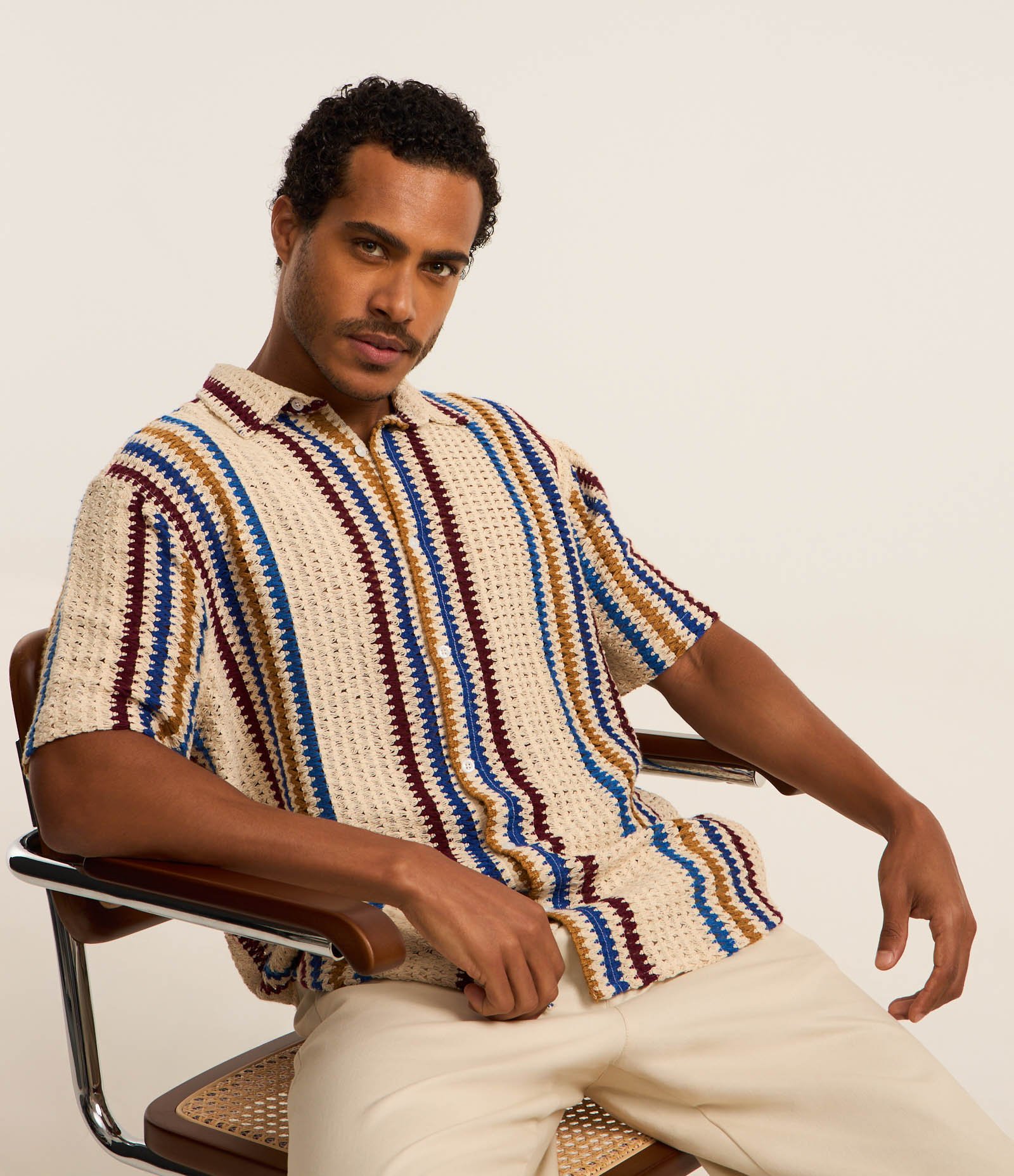 Camisa em Crochê Rustico com Textura e Listras Contrastantes 1