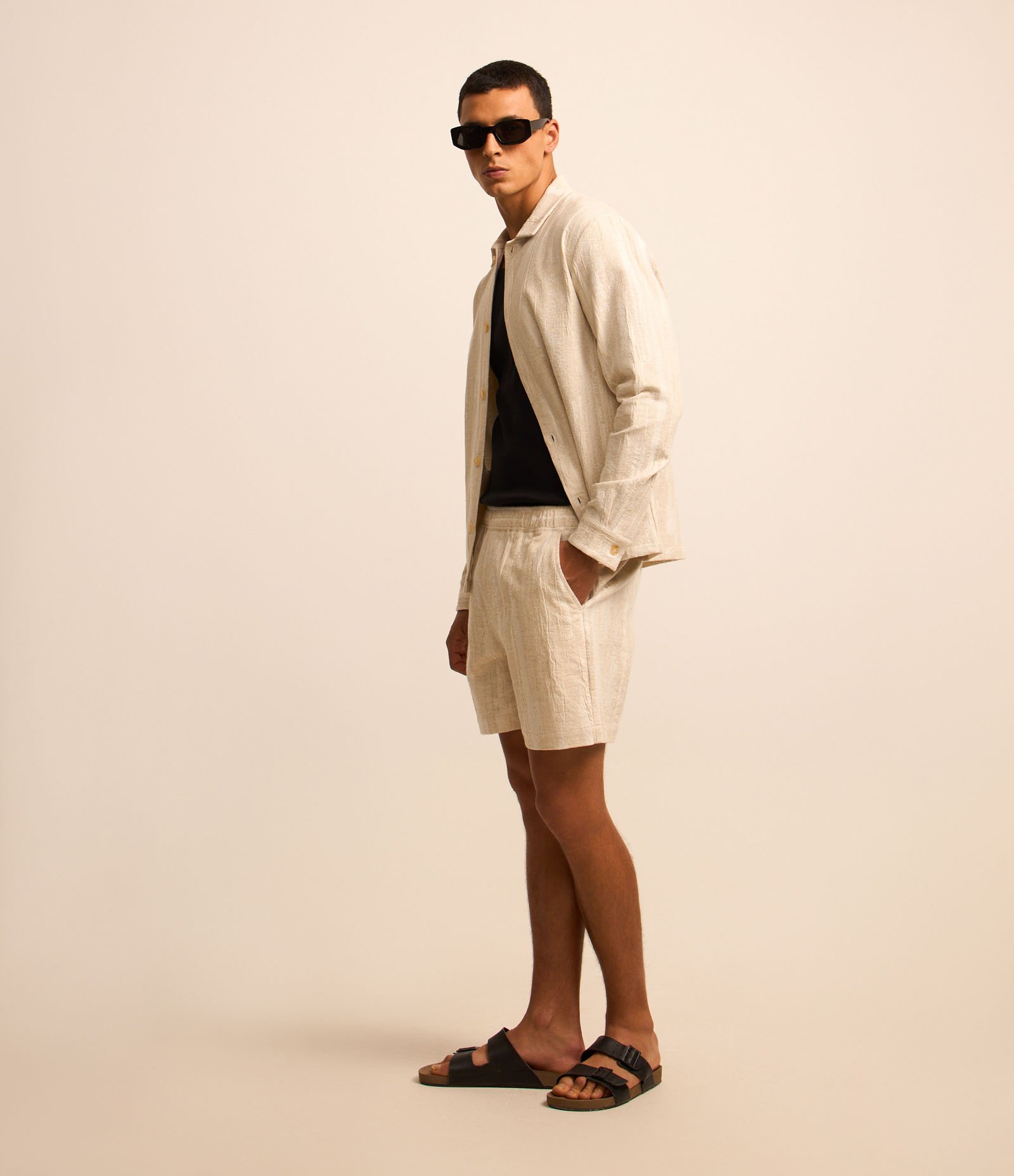 Bermuda em Jacquart com Textura e Cós Elástico Bege 5