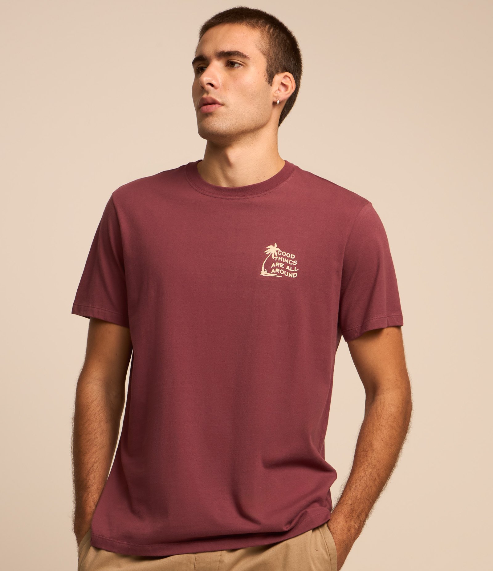 Camiseta Comfort em Malhão com Estampa Lettering Roxo 3