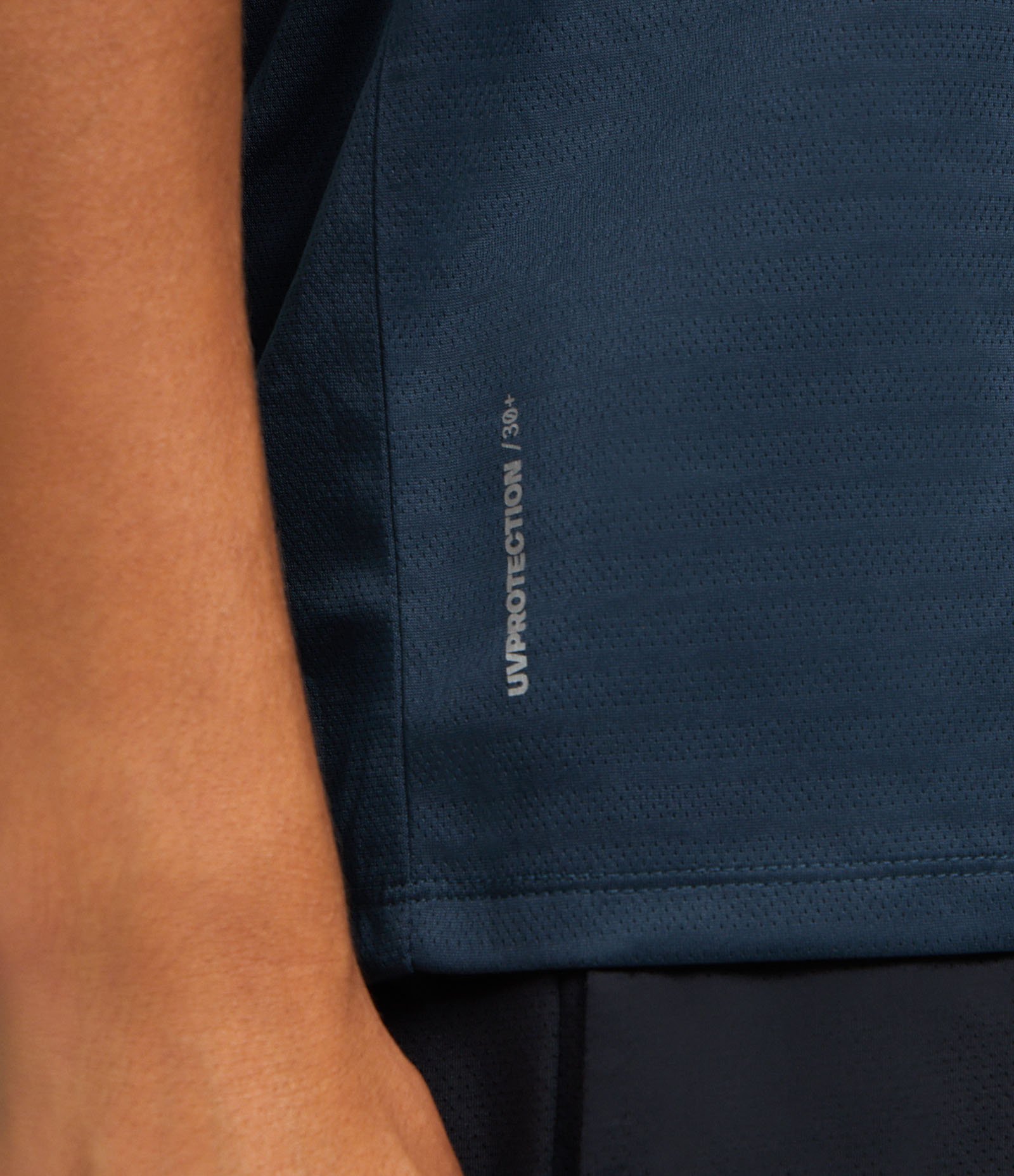 Regata Regular Esportiva em Tecnologia Dry com Detalhe Refletivo Azul 3