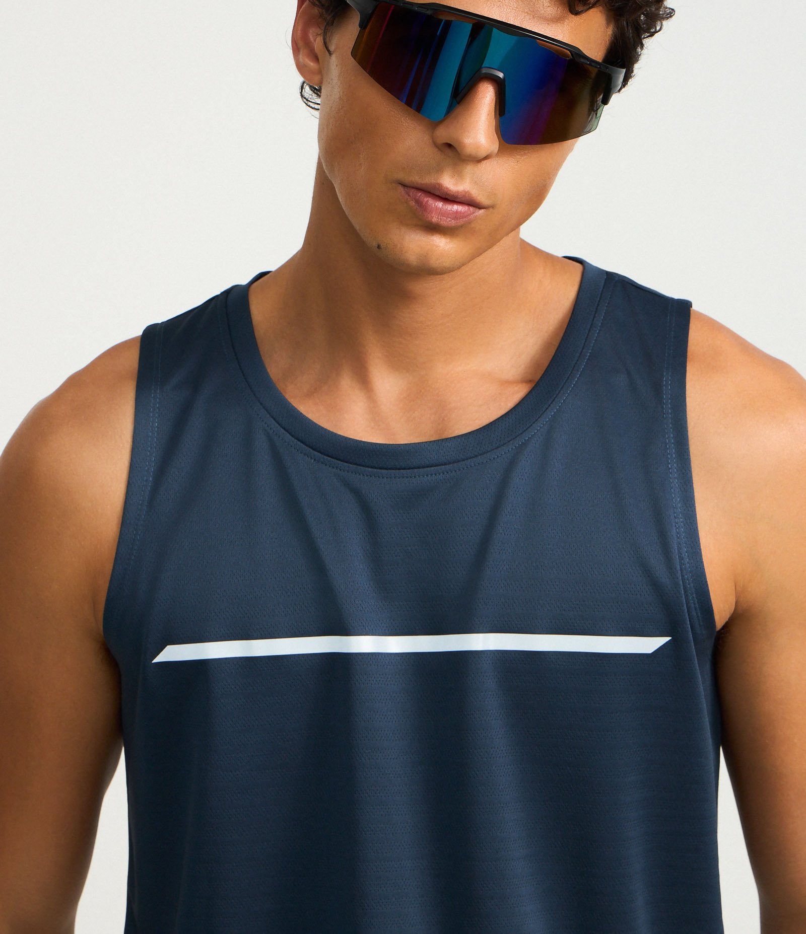 Regata Regular Esportiva em Tecnologia Dry com Detalhe Refletivo Azul 4