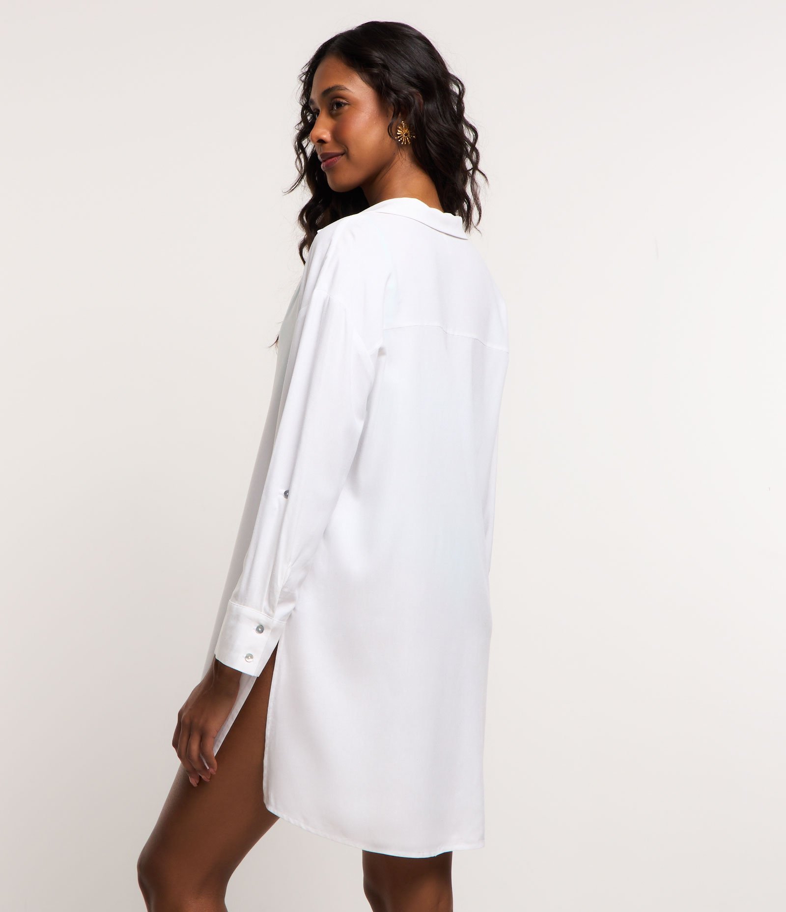 Saída de Praia Camisa em Viscolinho Branco 3