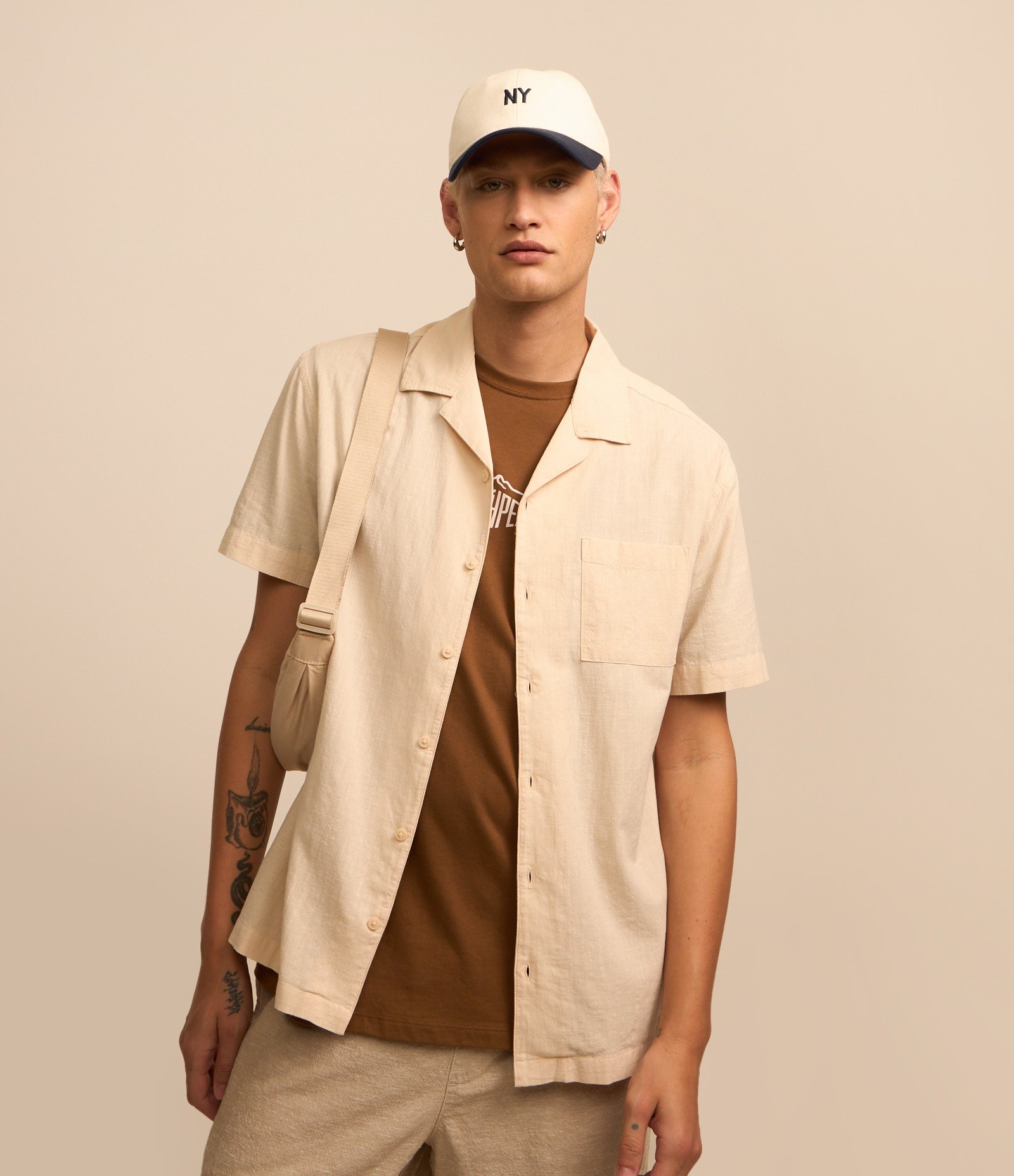 Camisa Relaxed em Tricoline com Textura Bowling Bege 1