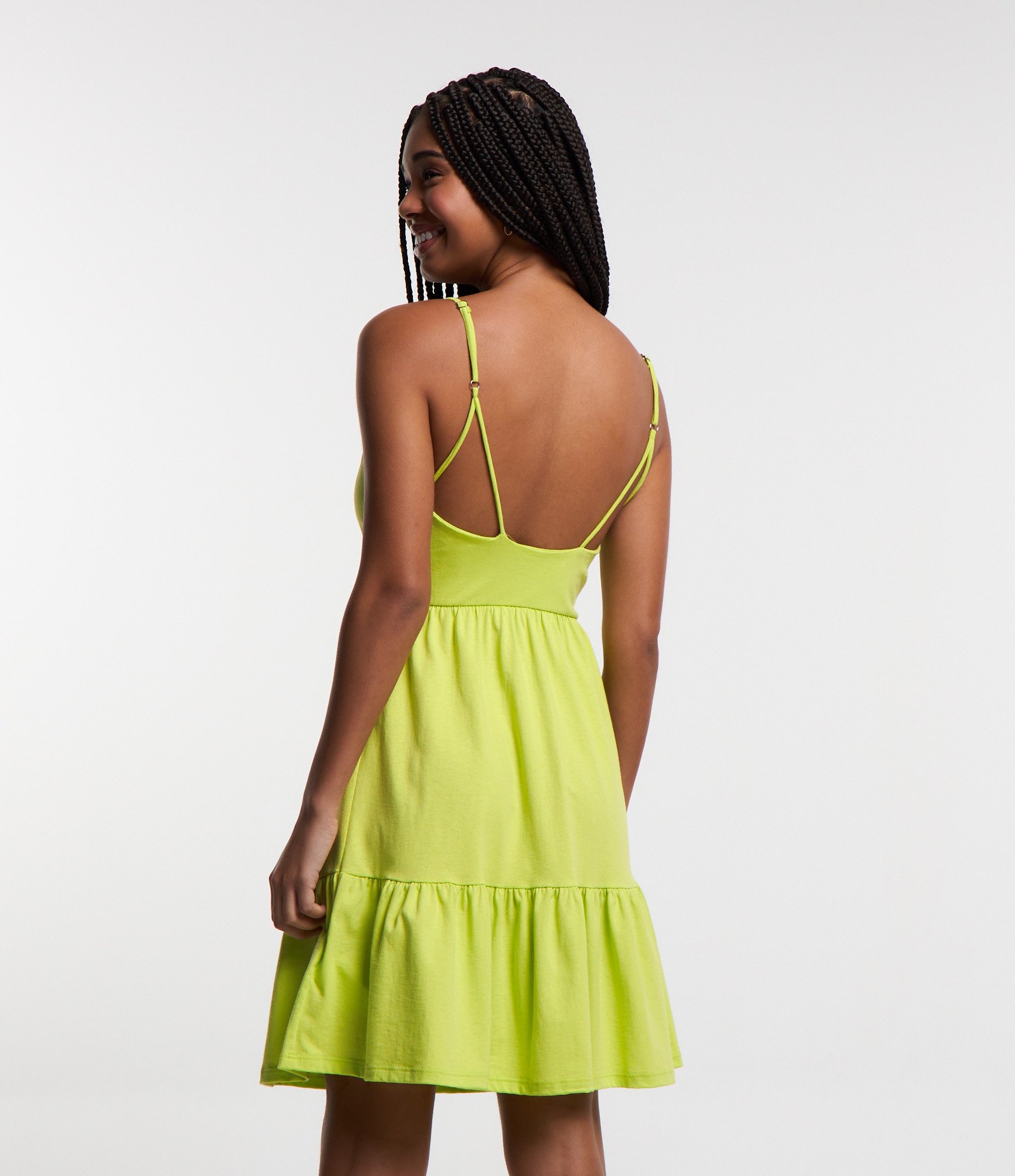 Vestido Curto em Algodão com Recorte e Alcinhas Finas 3