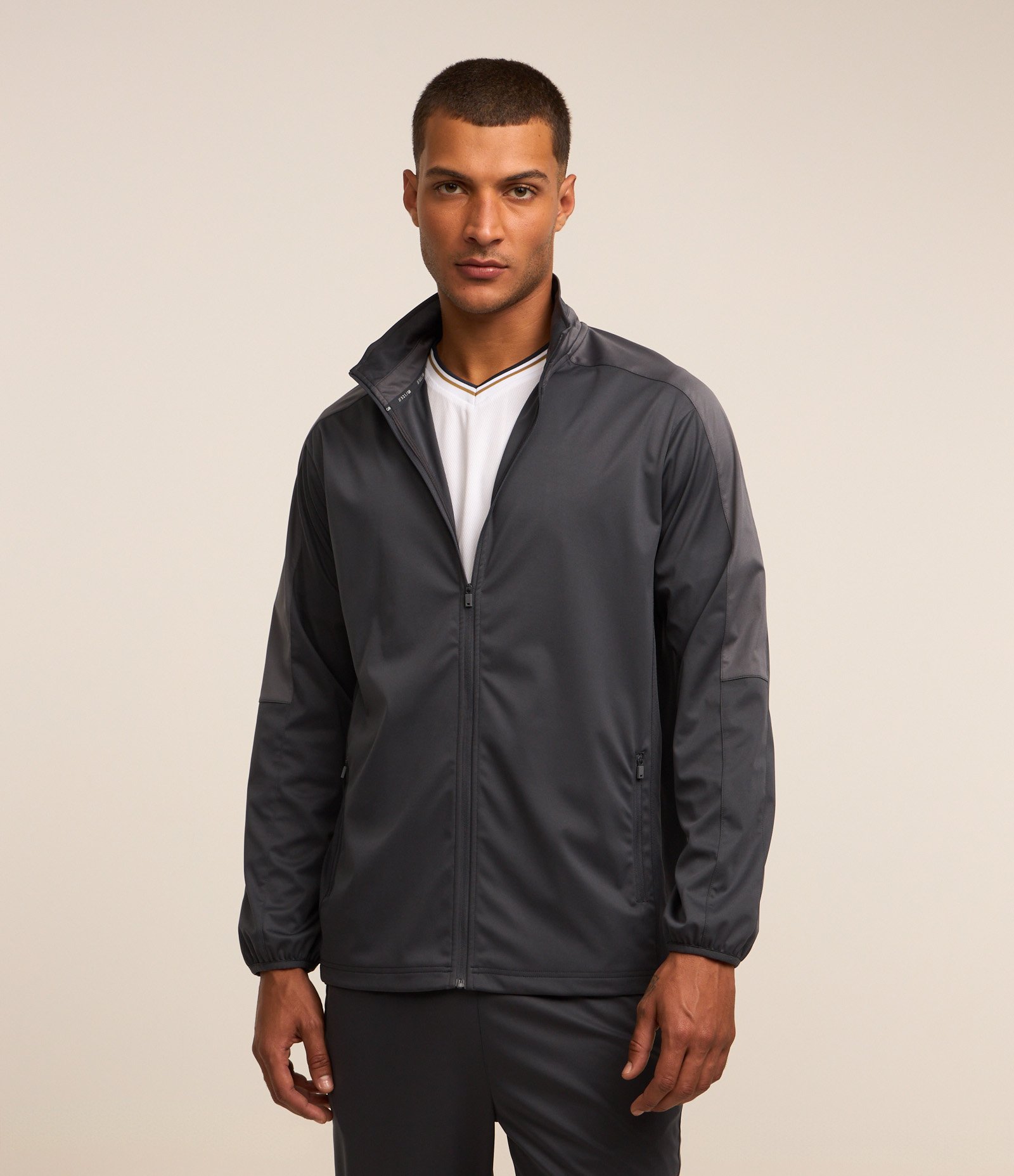 Blusão Esportivo Futebol em Helanca com Fechamento Frontal Cinza 1