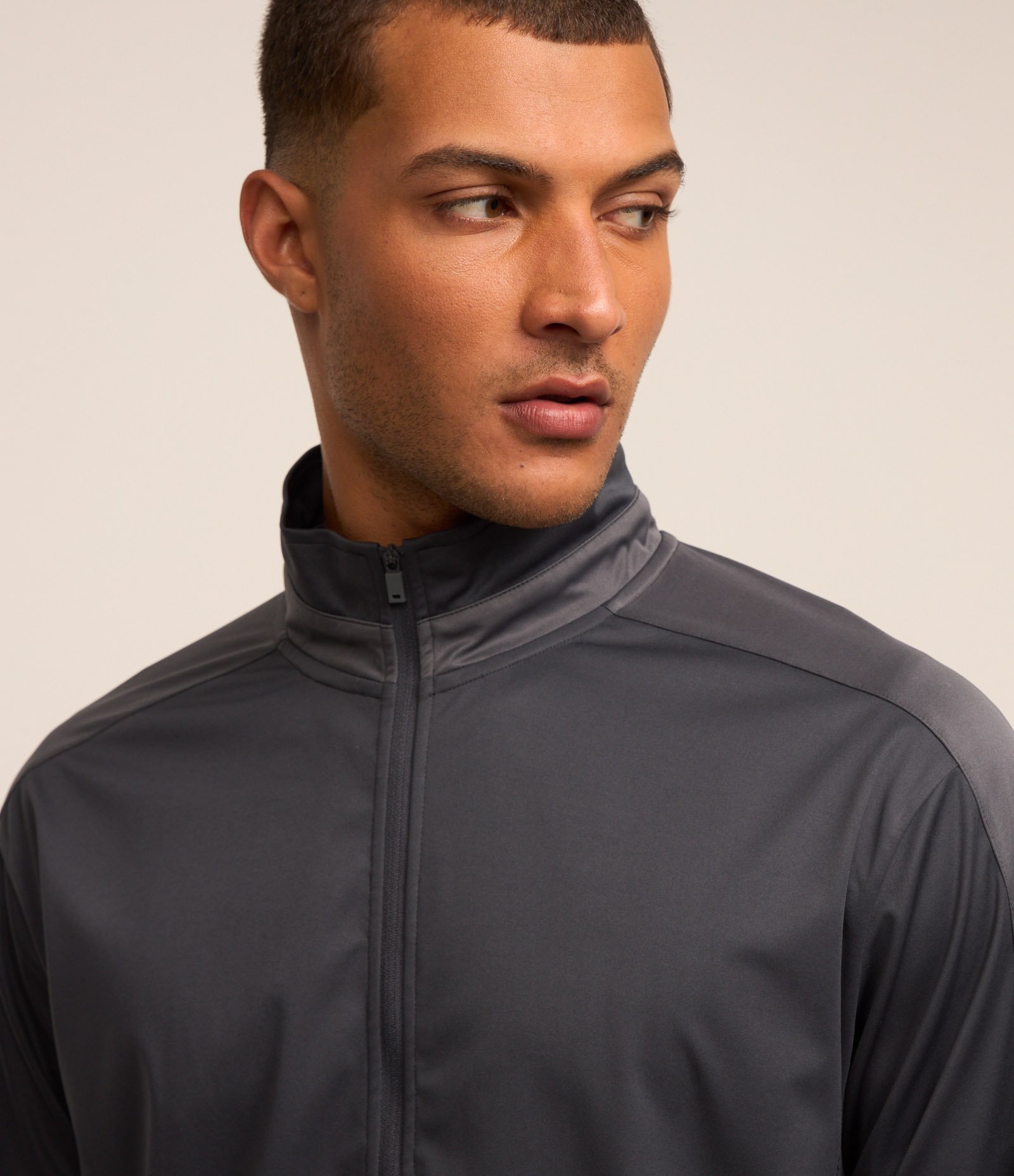 Blusão Esportivo Futebol em Helanca com Fechamento Frontal Cinza 3