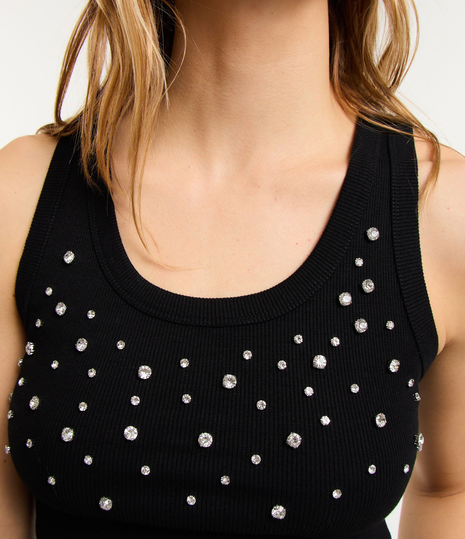 Blusa sem Manga em Ribana com Bordado de Brilhos Aplicados PP 4