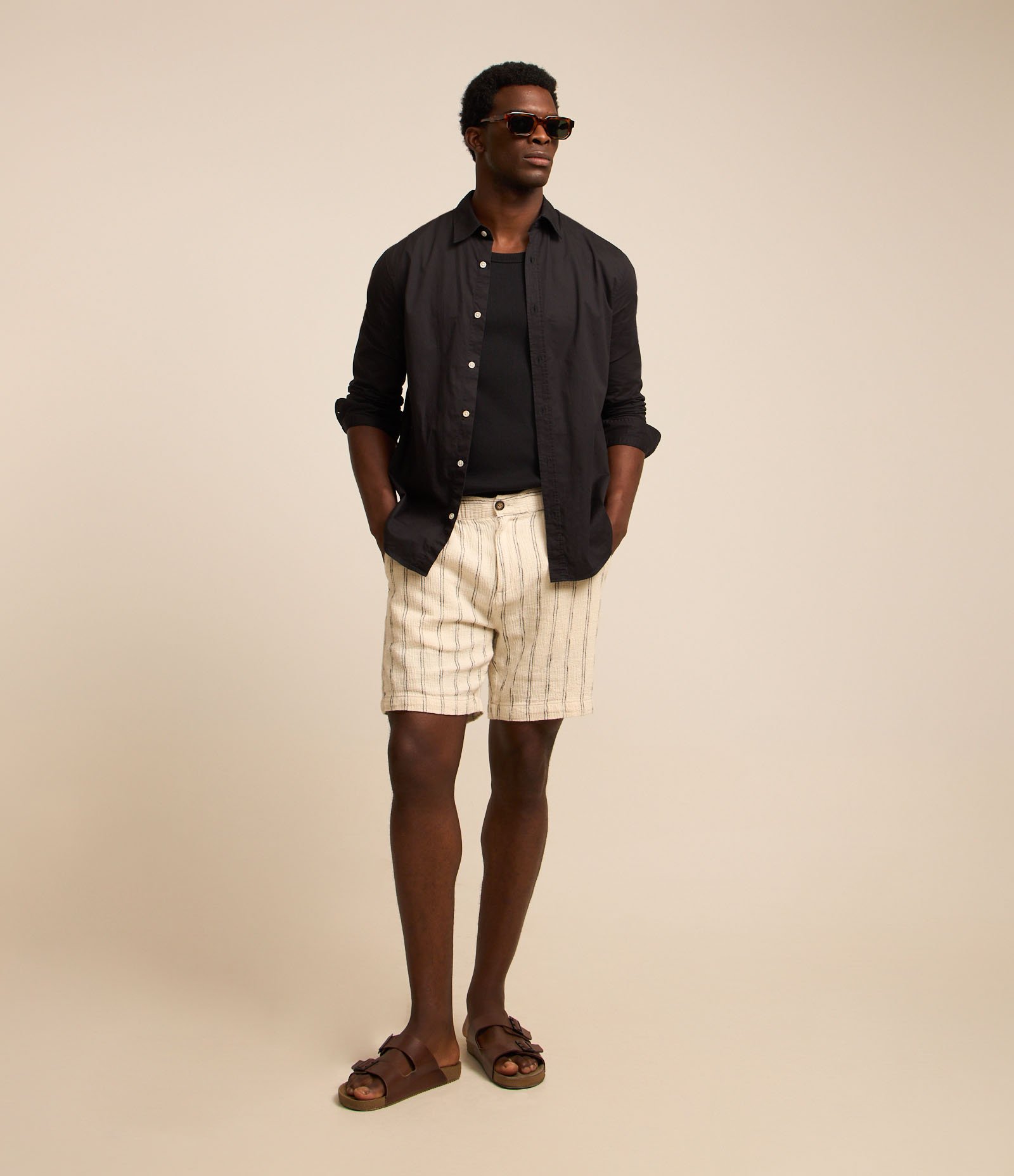 Bermuda em Tela Texturizada com Cordão Interno Off White 1