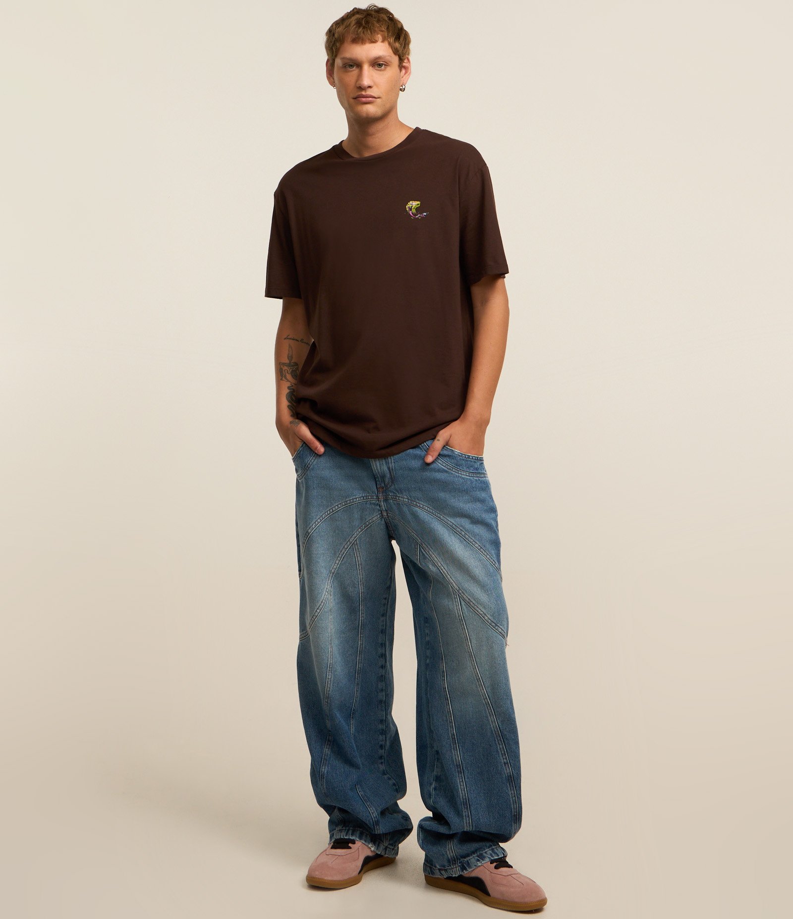 Camiseta Relaxed em Algodão com Estampa Bob Esponja Marrom 2