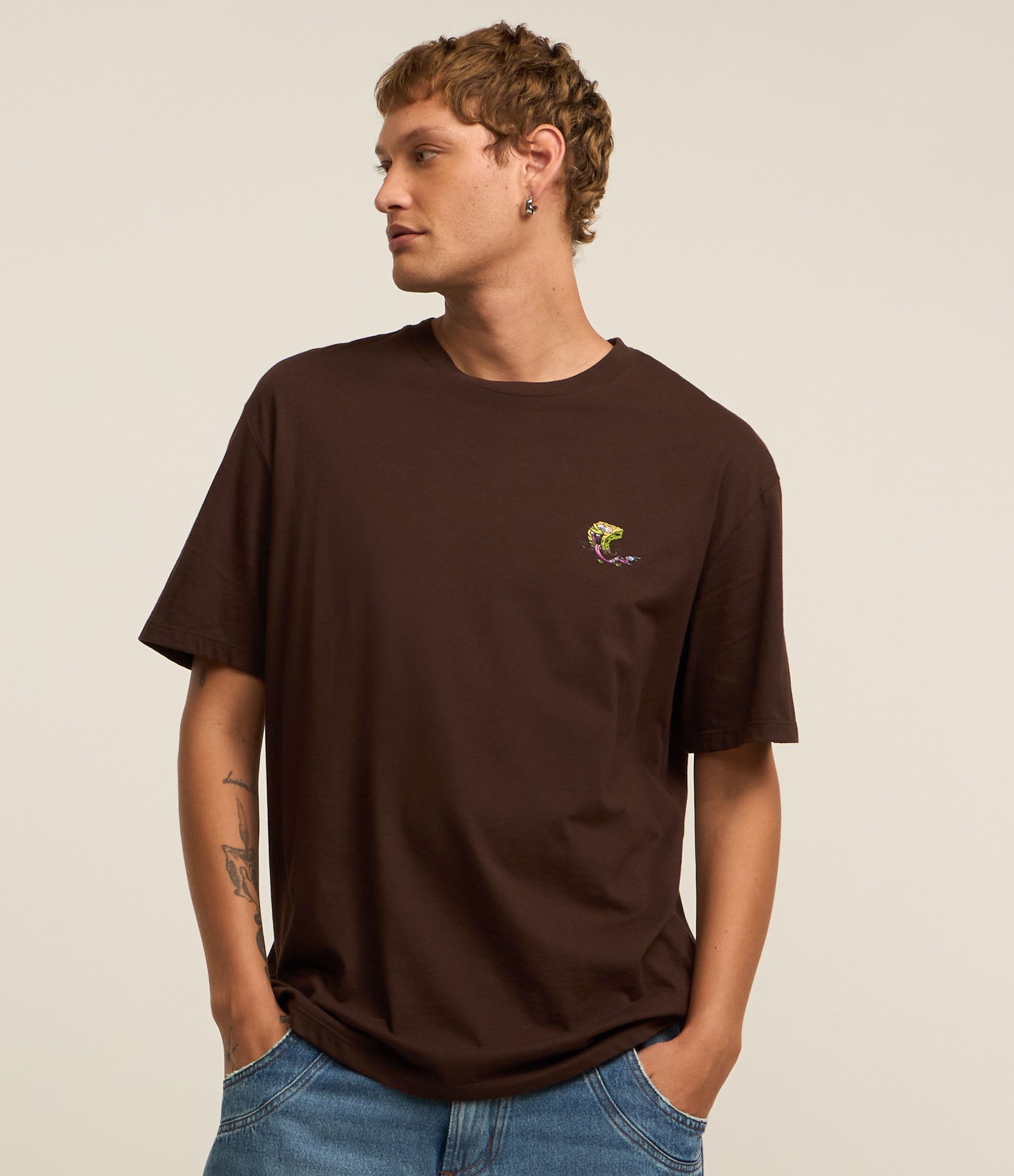 Camiseta Relaxed em Algodão com Estampa Bob Esponja Marrom 3